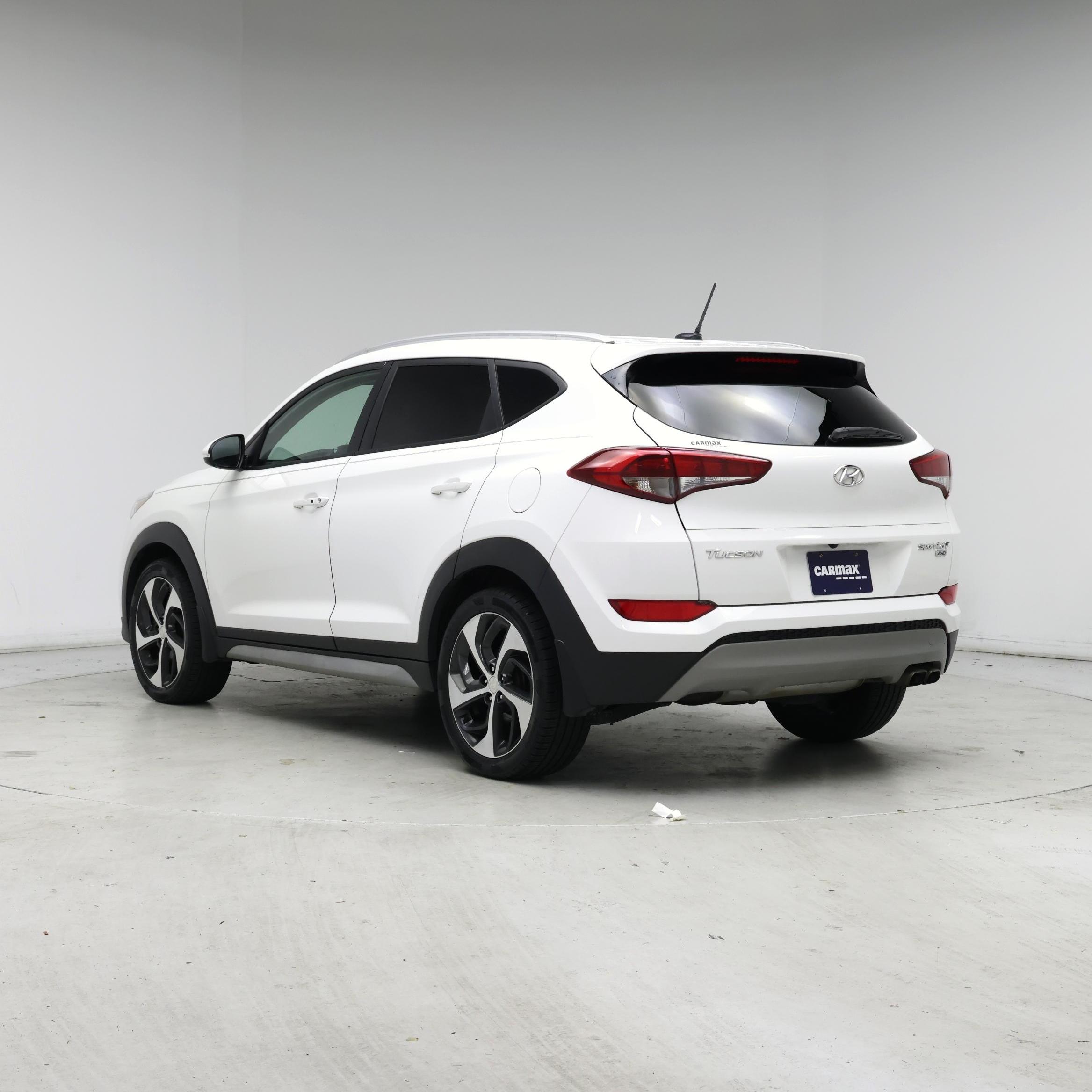 Thumbnail: 2017 Hyundai Tucson - 2