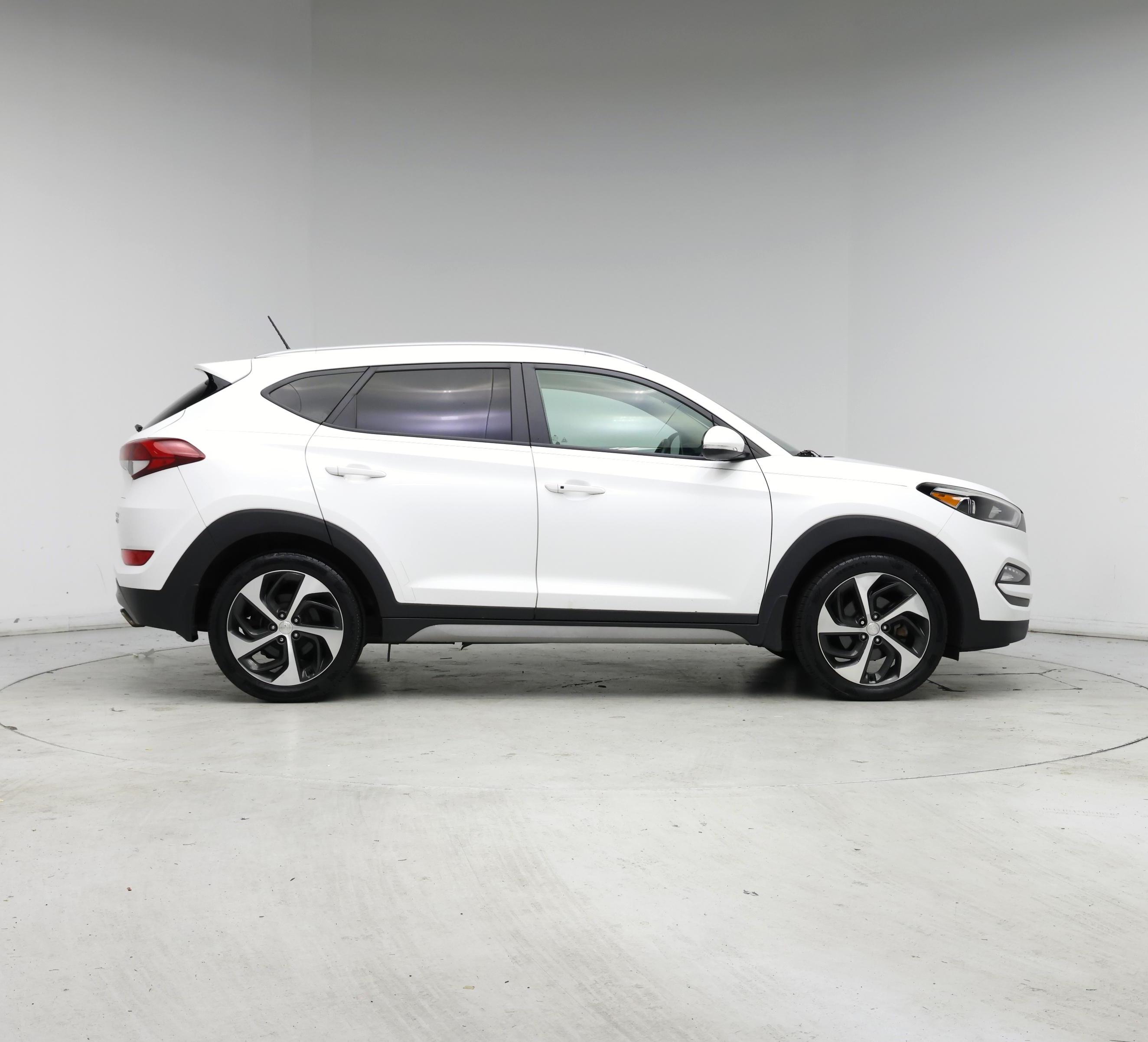 Thumbnail: 2017 Hyundai Tucson - 7