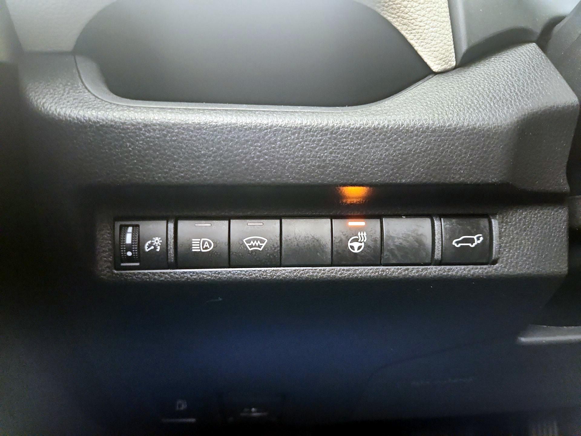 Thumbnail: 2023 Toyota RAV4 - 13