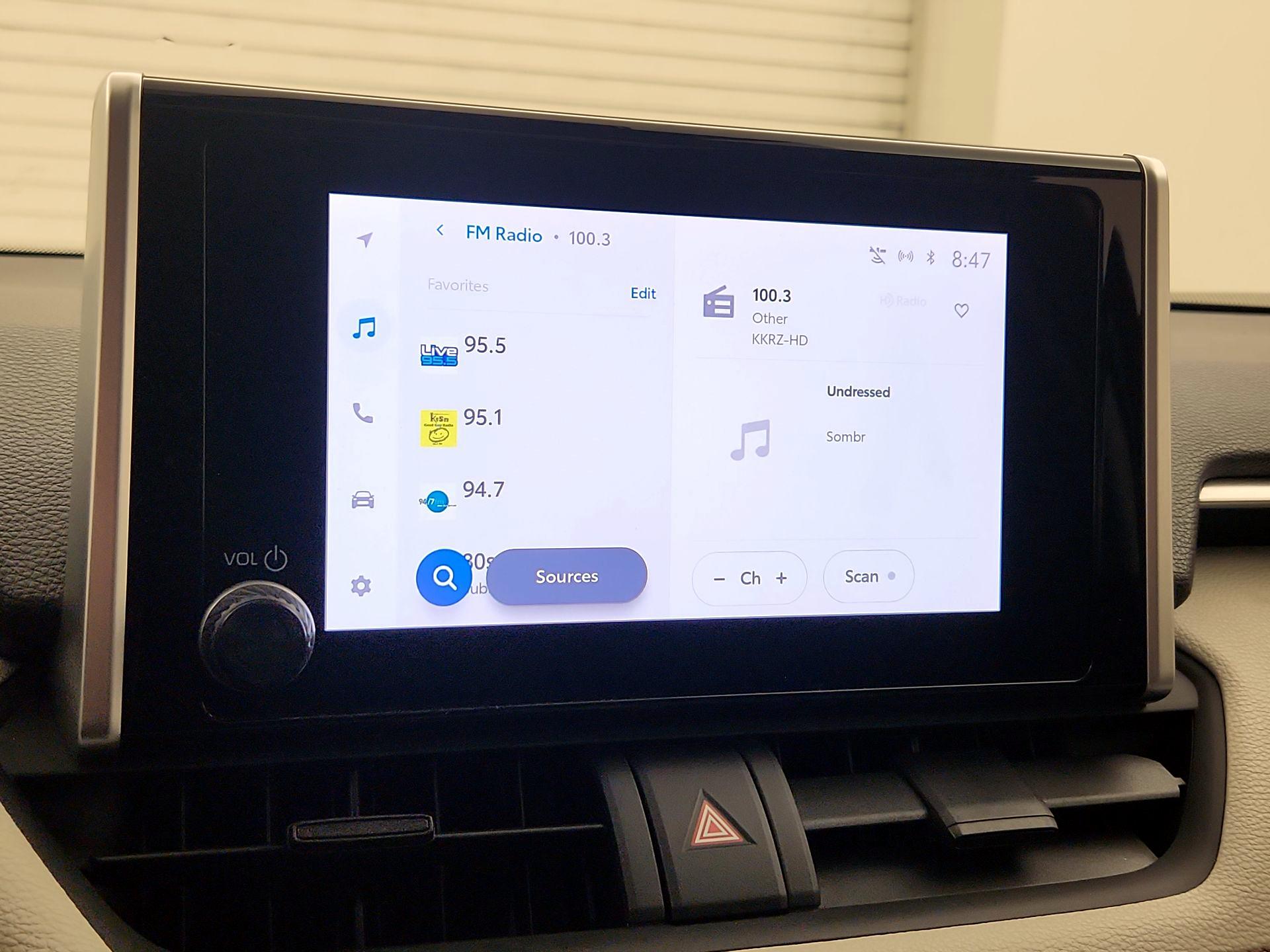 Thumbnail: 2023 Toyota RAV4 - 15