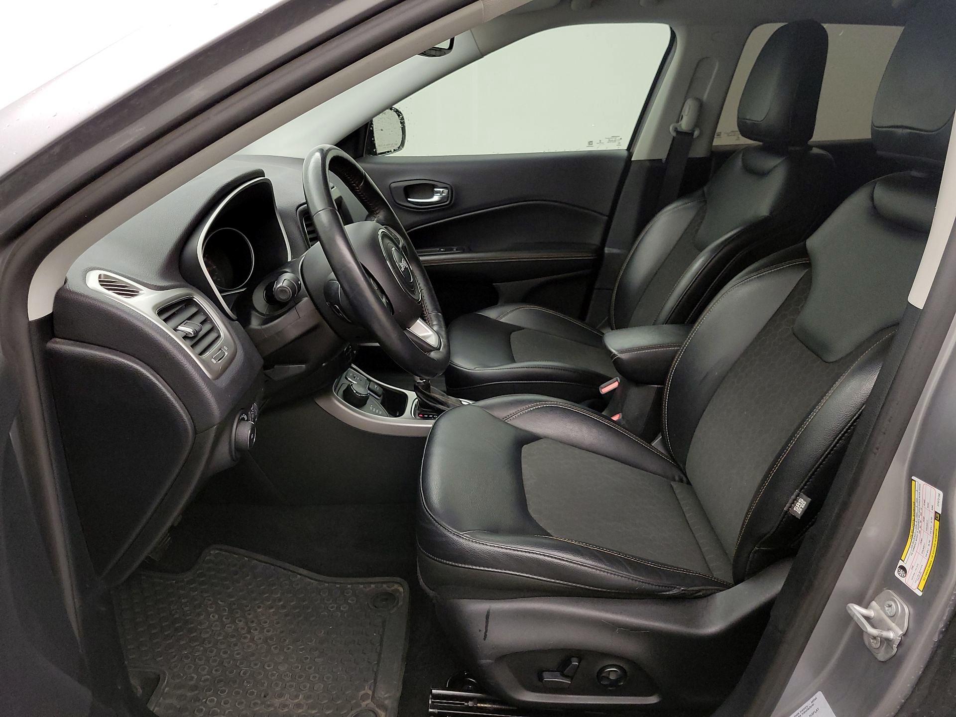 Thumbnail: 2017 Jeep Compass - 11