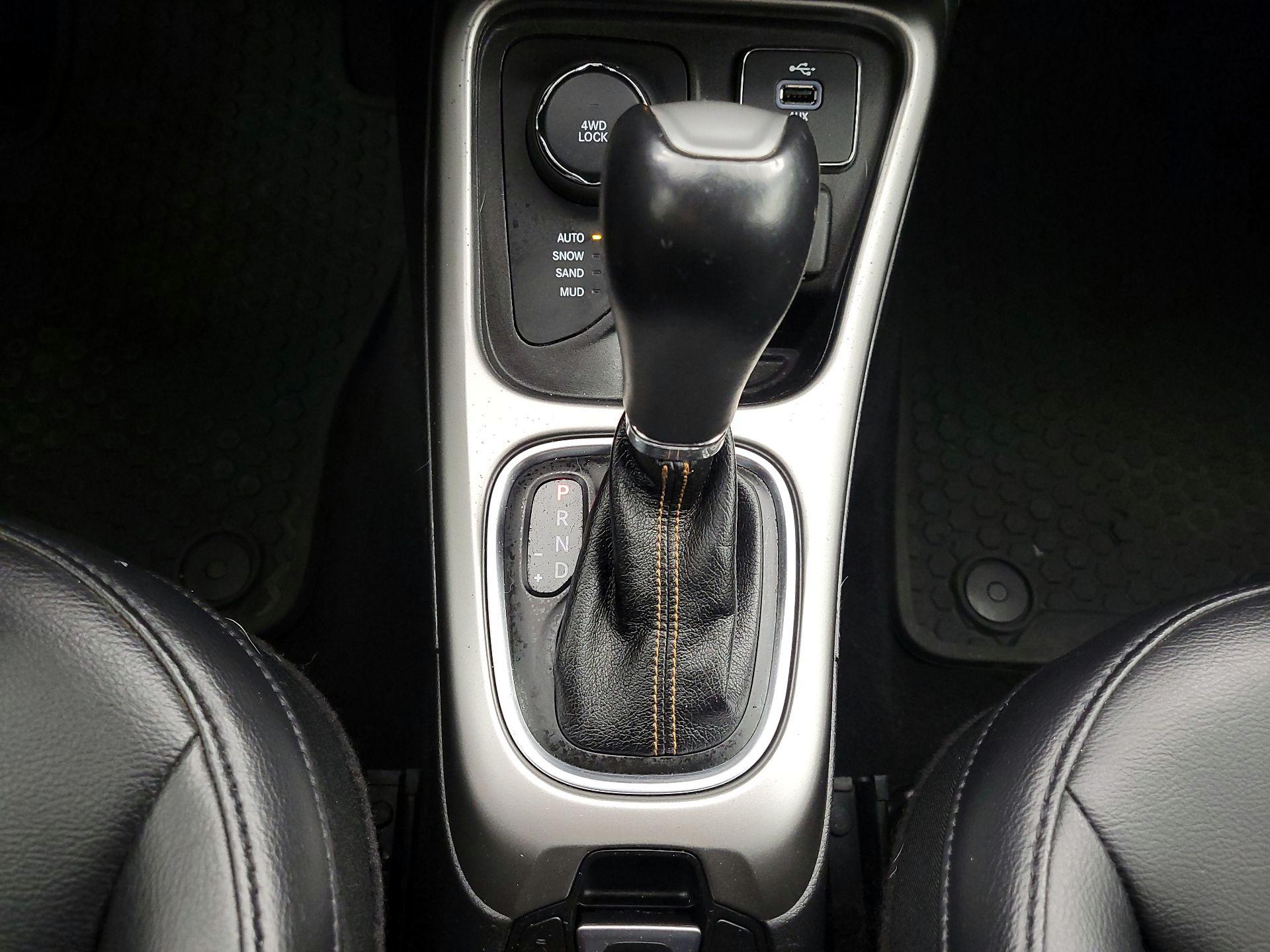 Thumbnail: 2017 Jeep Compass - 17