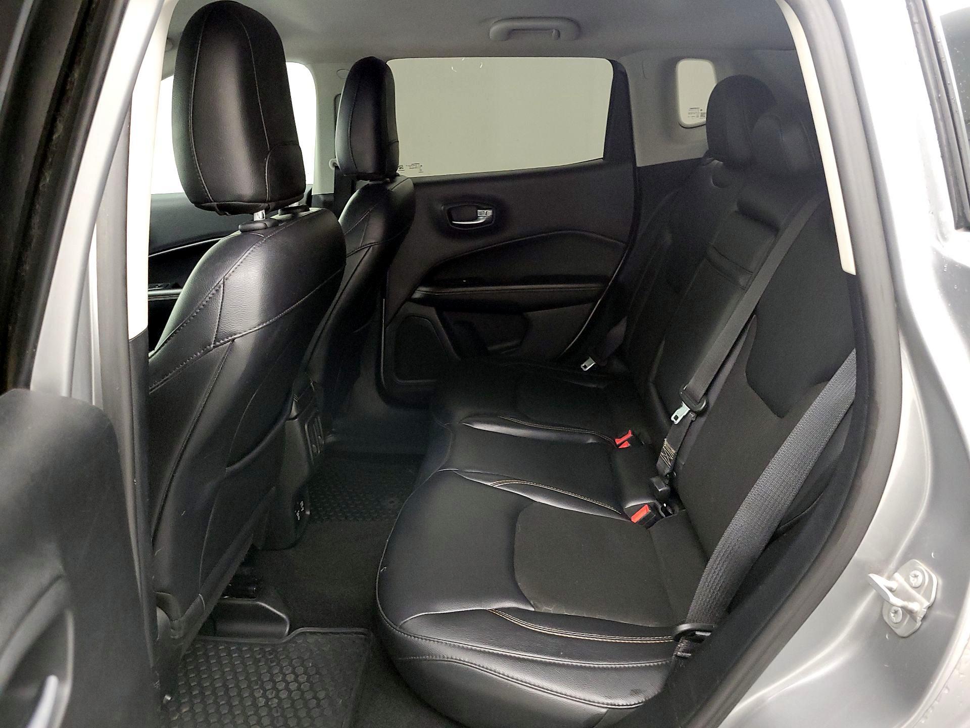 Thumbnail: 2017 Jeep Compass - 19