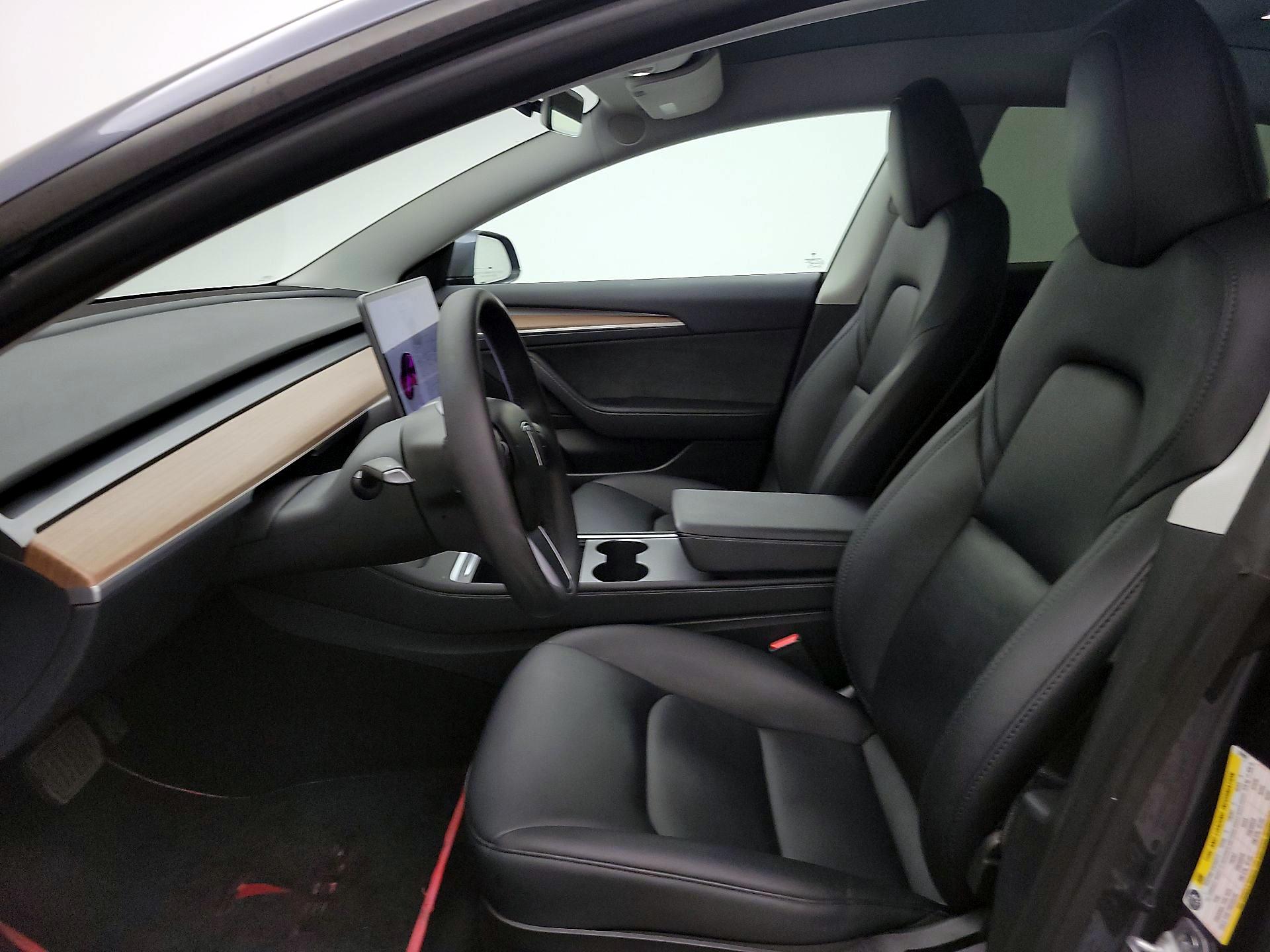 Thumbnail: 2023 Tesla Model 3 - 11