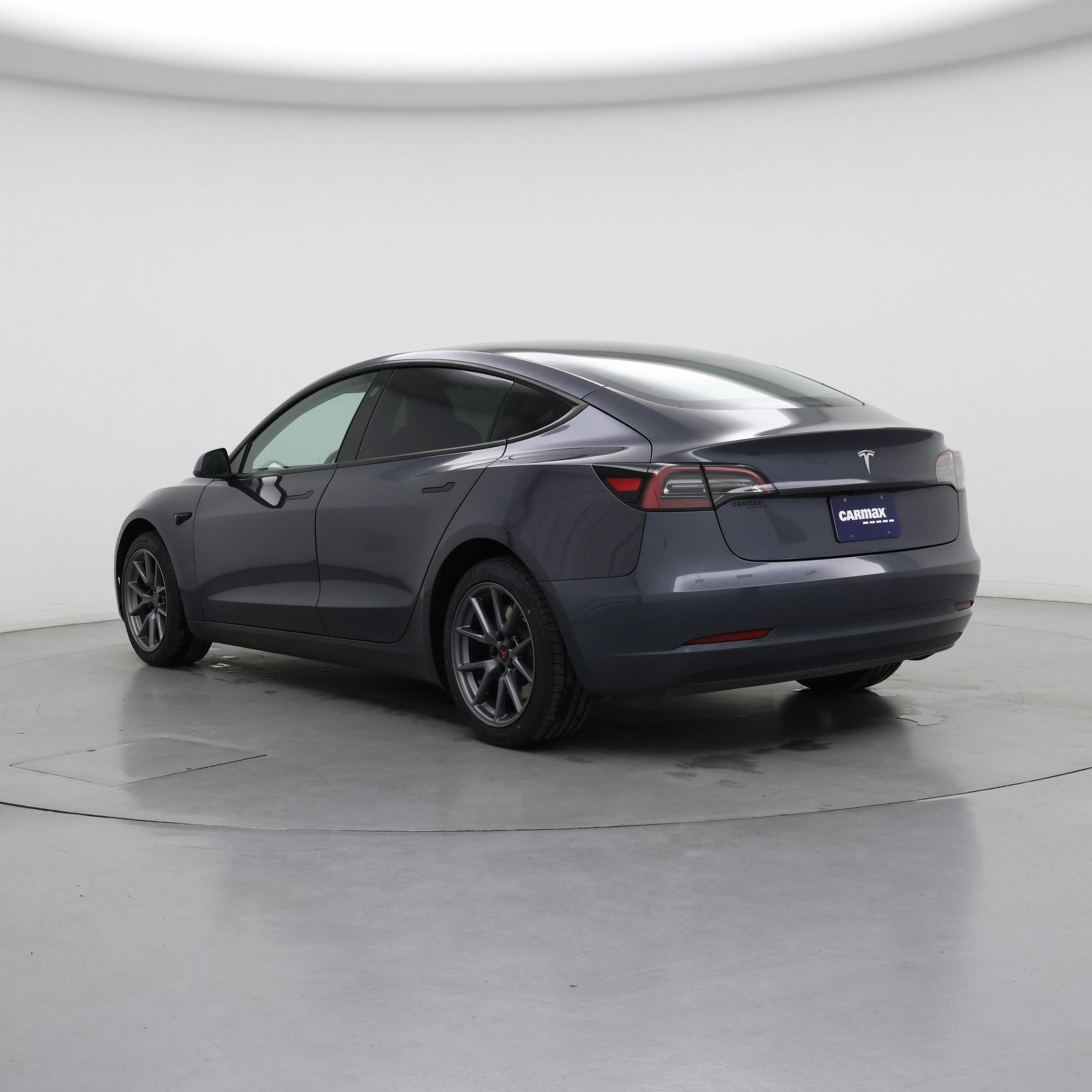 Thumbnail: 2023 Tesla Model 3 - 2