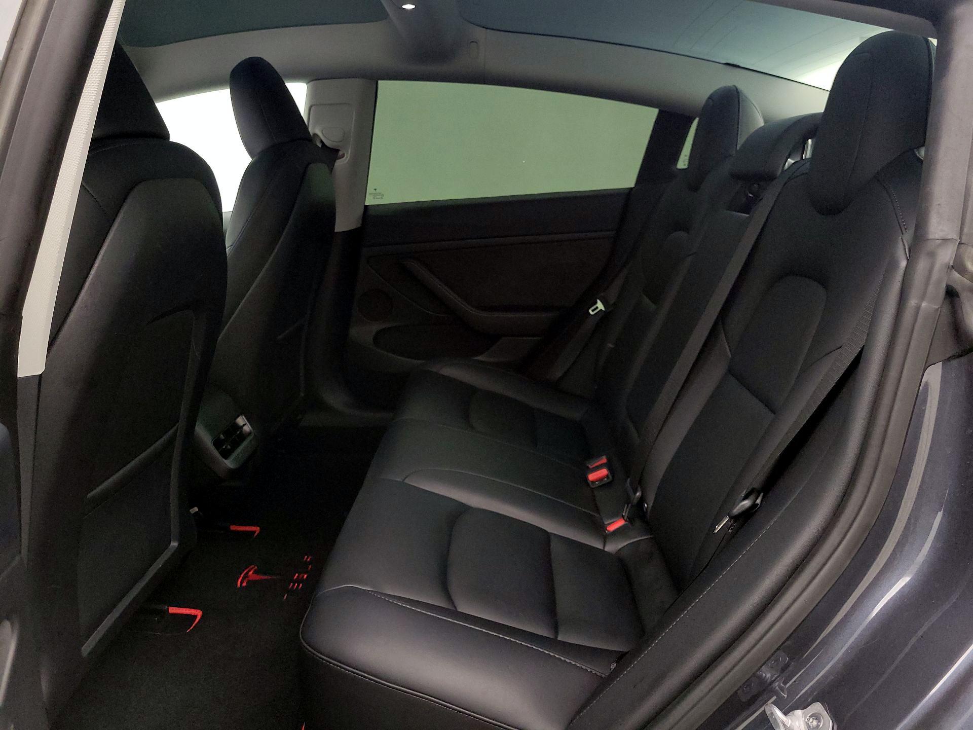 Thumbnail: 2023 Tesla Model 3 - 20