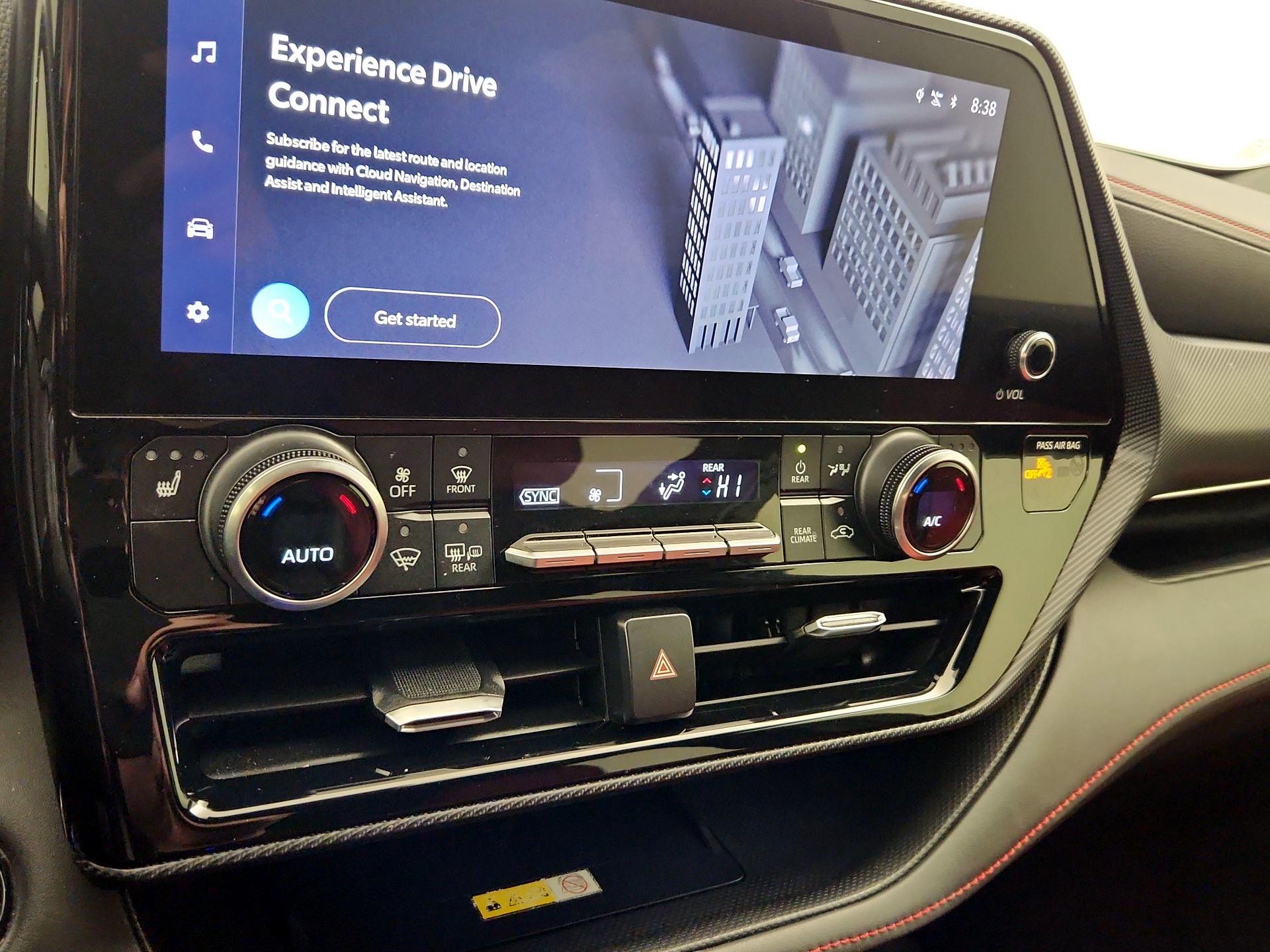 Thumbnail: 2023 Toyota Highlander - 16