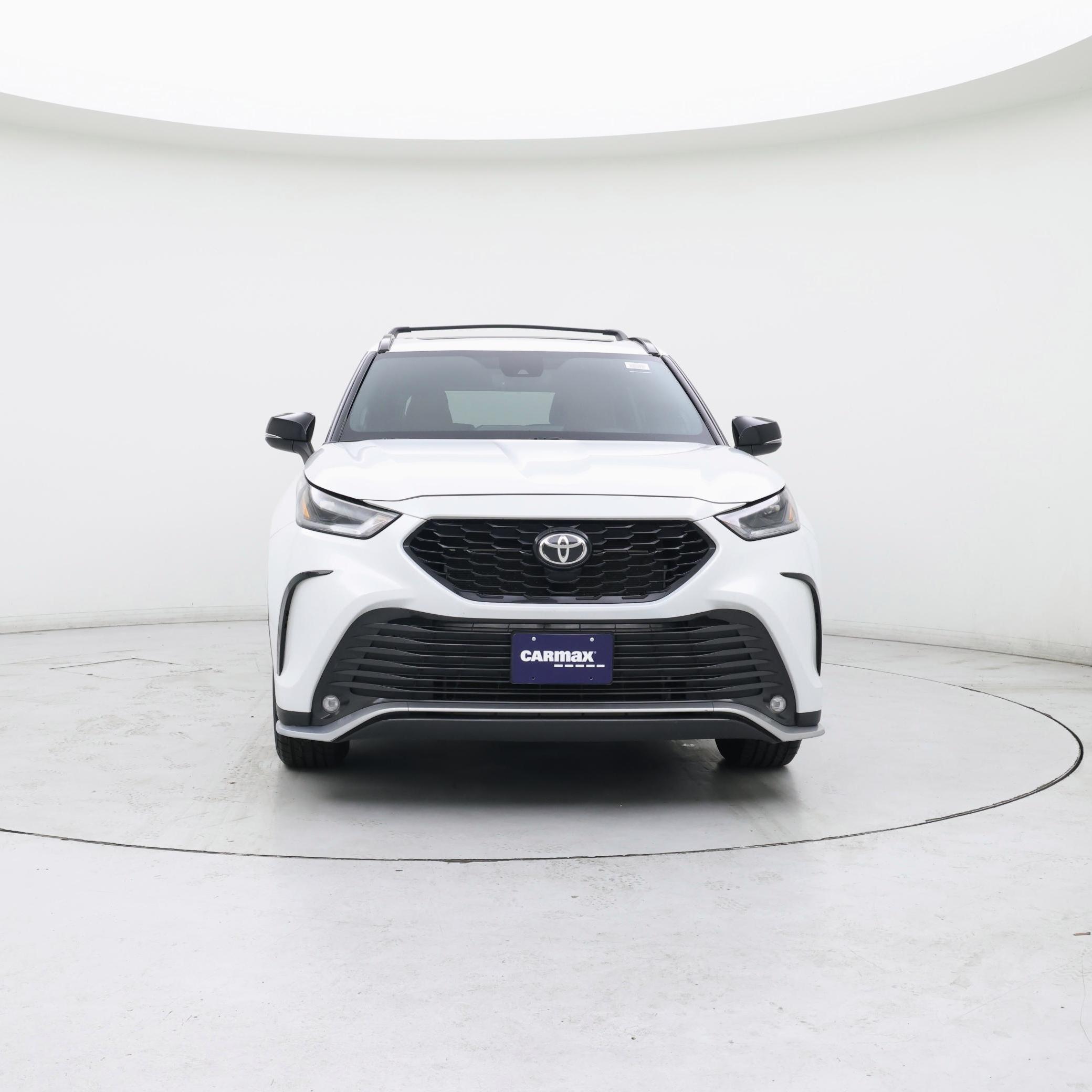 Thumbnail: 2023 Toyota Highlander - 5