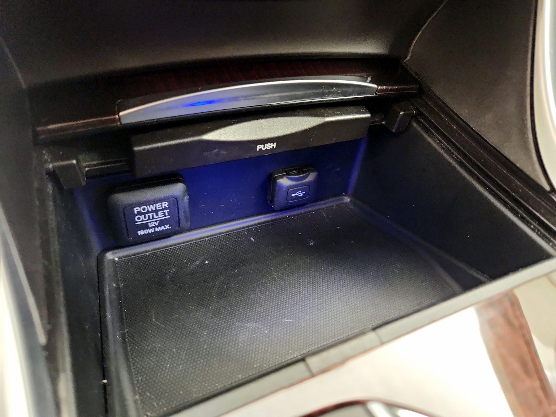 Thumbnail: 2015 Acura TLX - 19