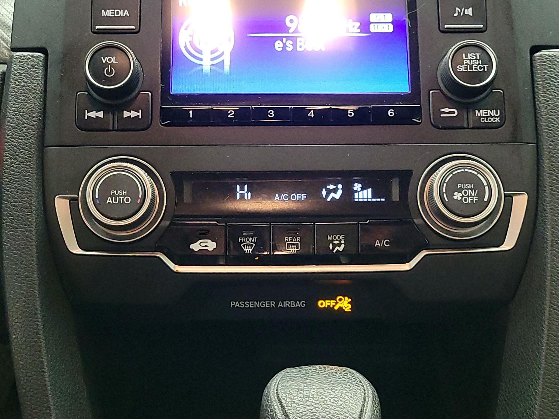 Thumbnail: 2016 Honda Civic - 16