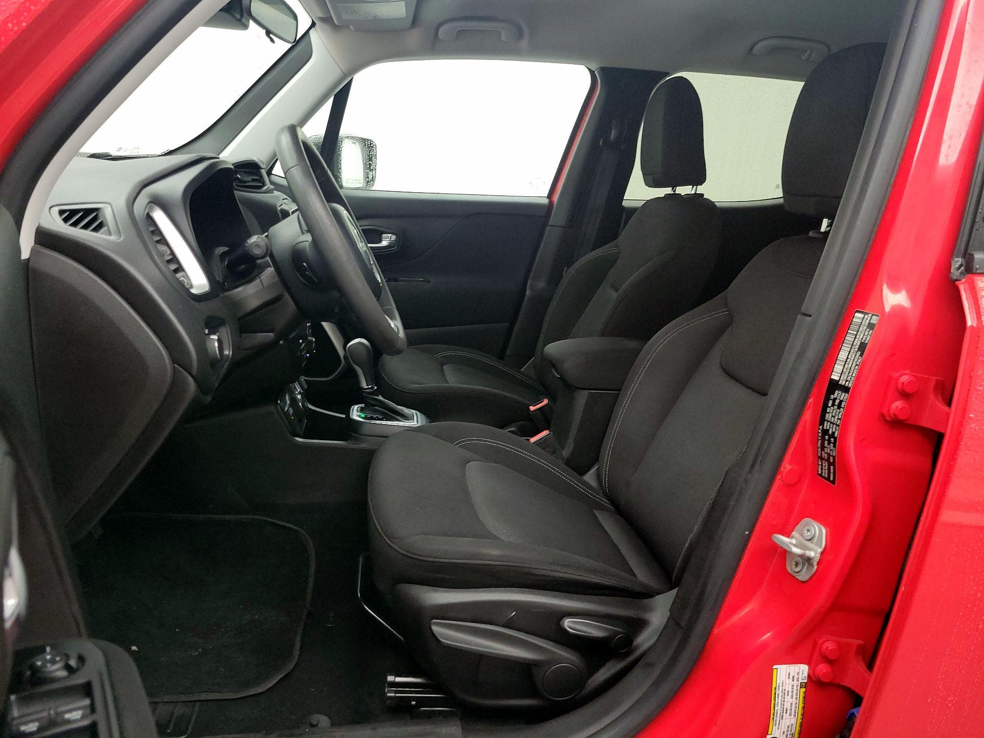 Thumbnail: 2021 Jeep Renegade - 11