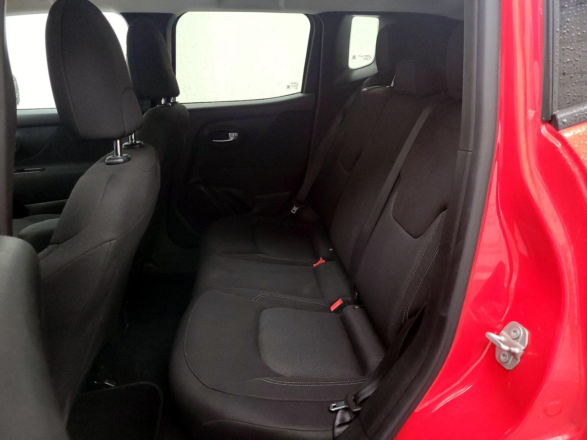 Thumbnail: 2021 Jeep Renegade - 19