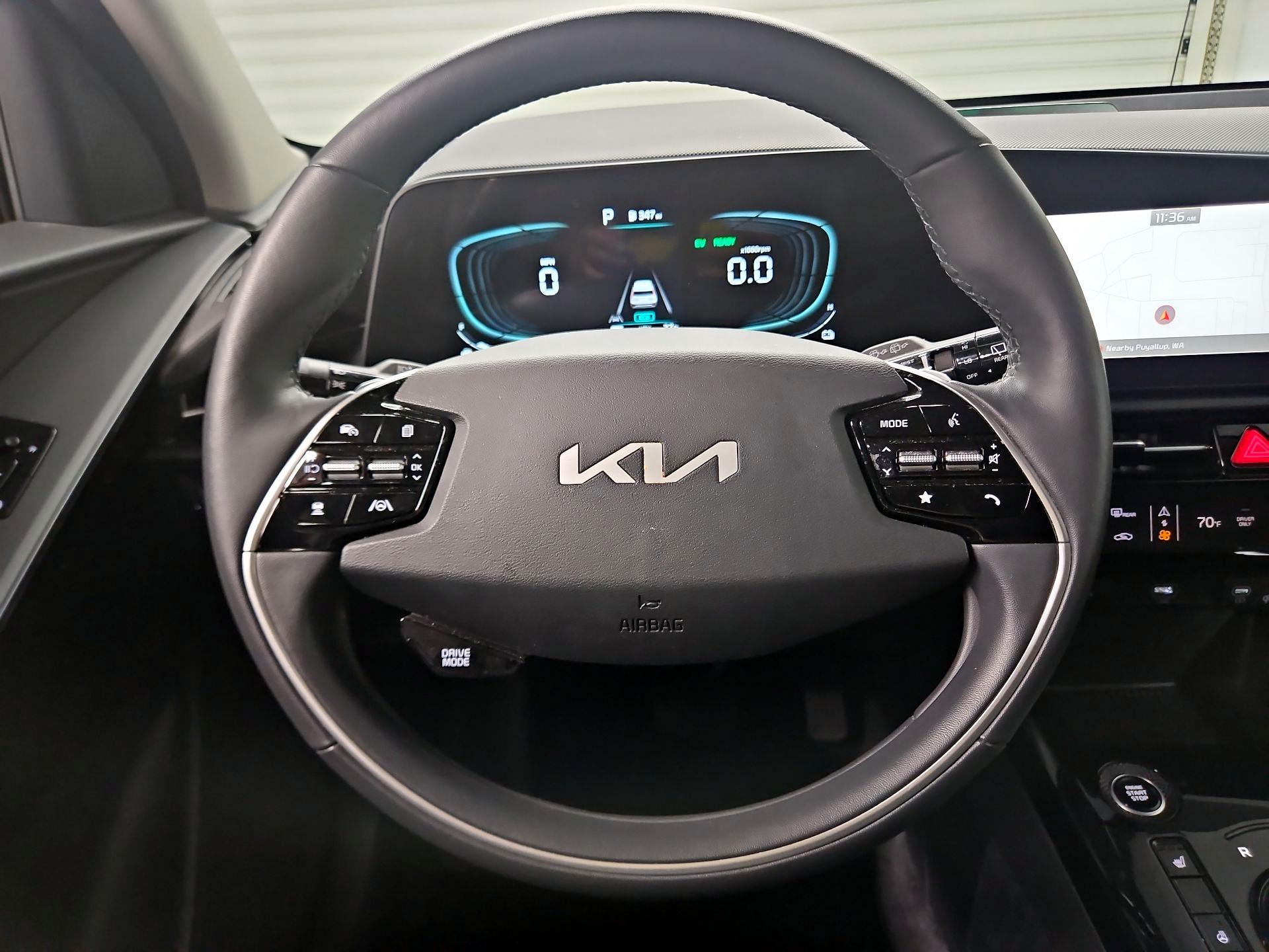 Thumbnail: 2023 Kia Niro - 10