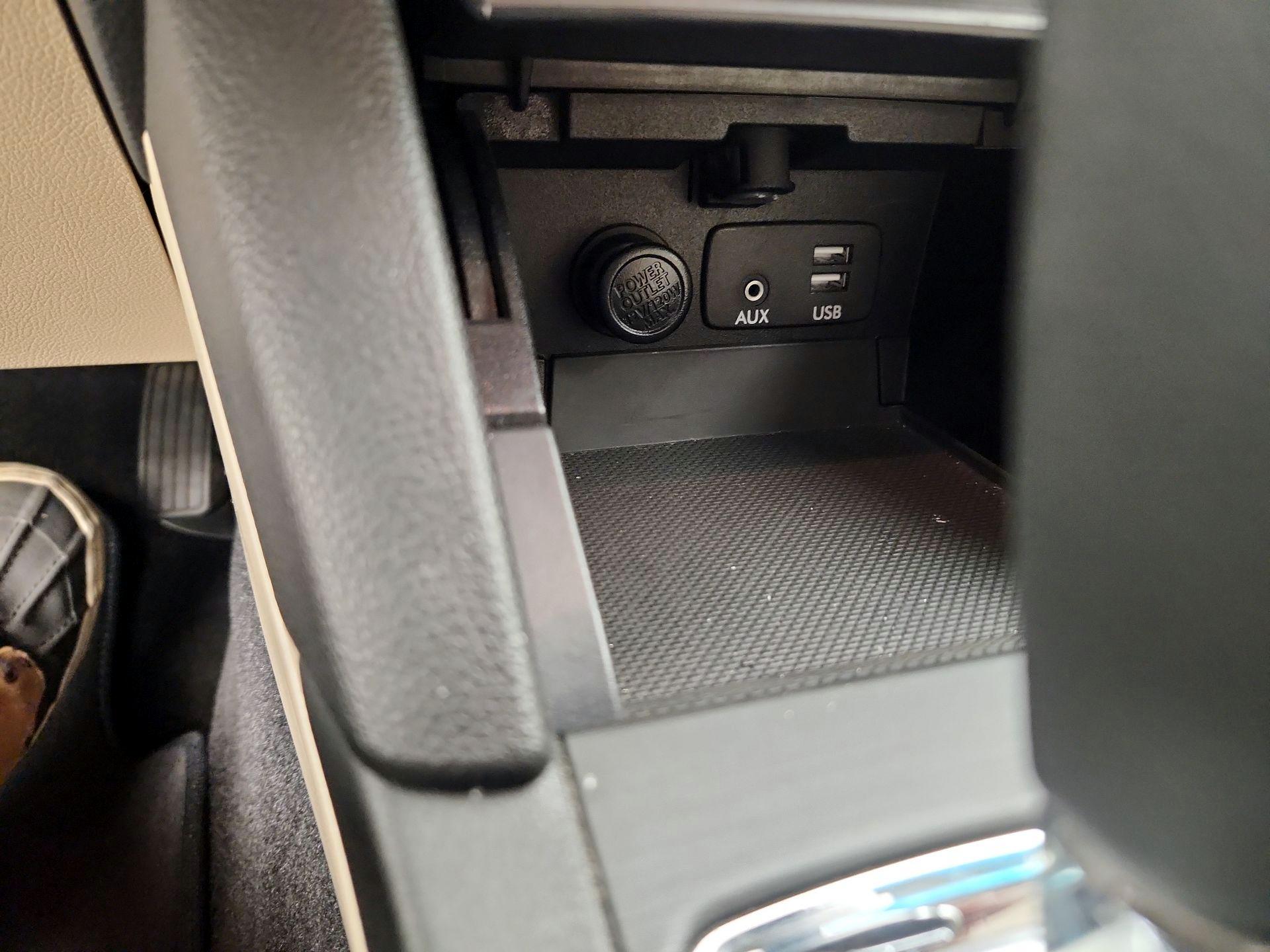 Thumbnail: 2015 Subaru Outback - 19