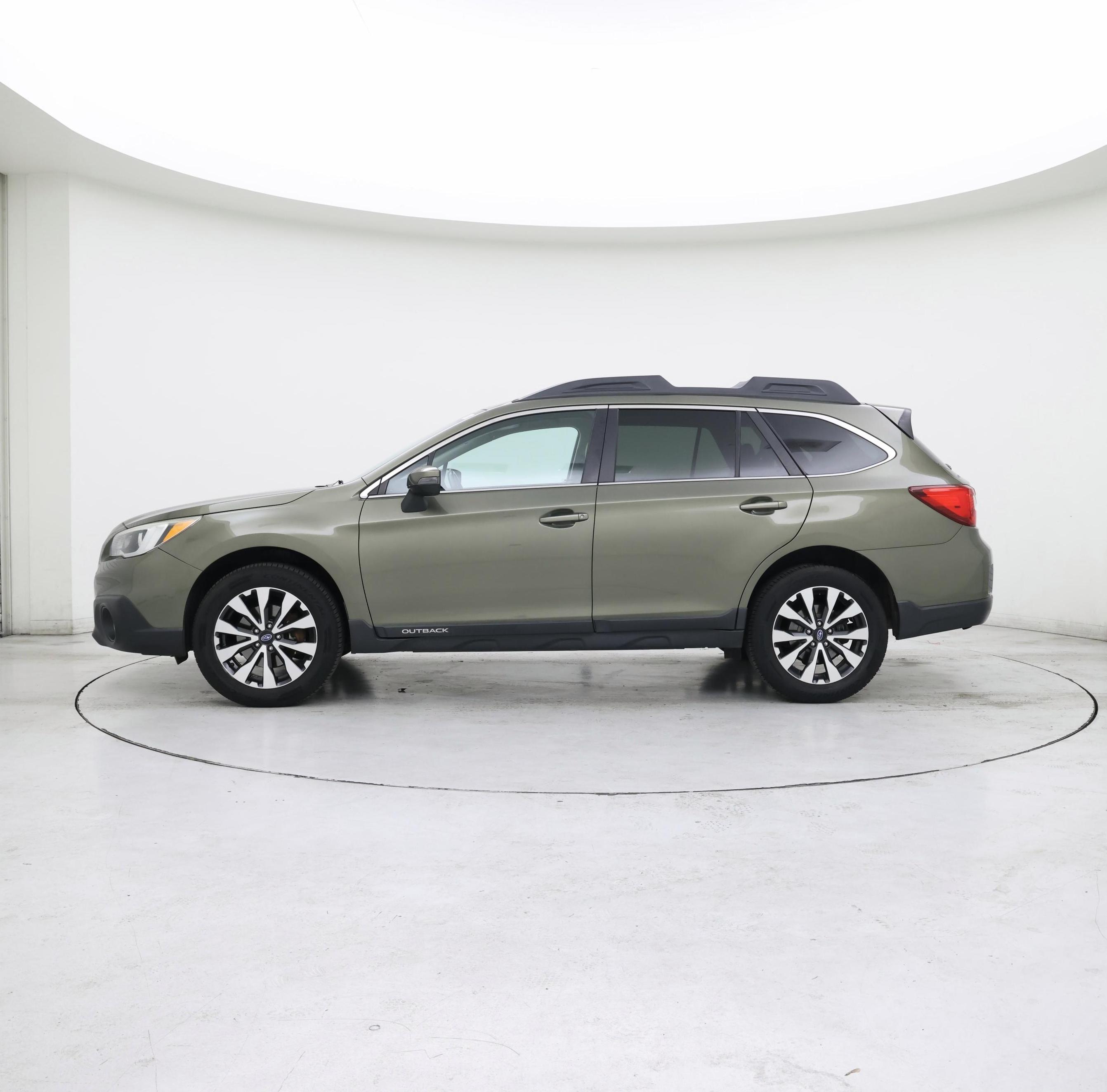 Thumbnail: 2015 Subaru Outback - 3