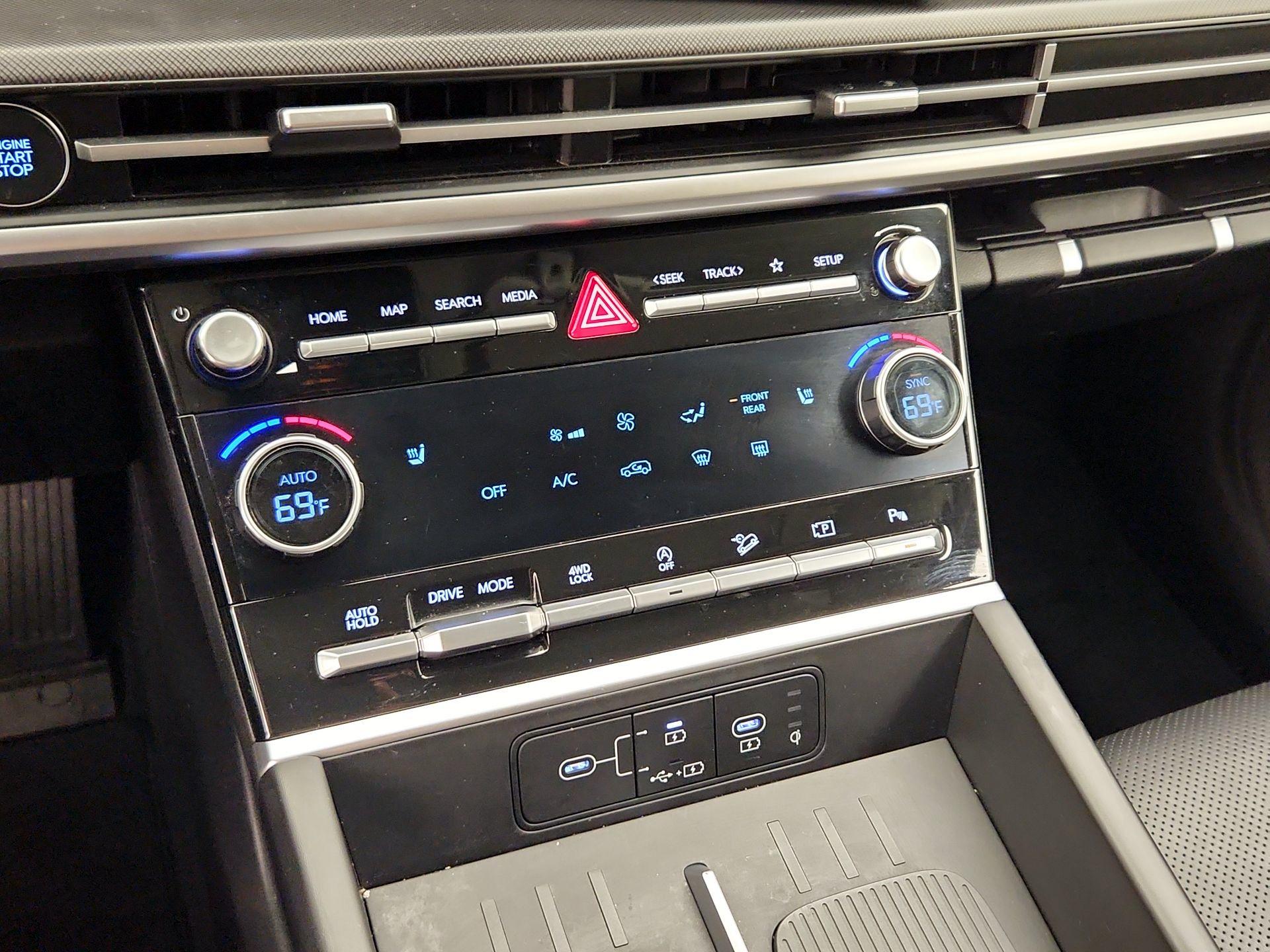 Thumbnail: 2024 Hyundai Santa Fe - 16