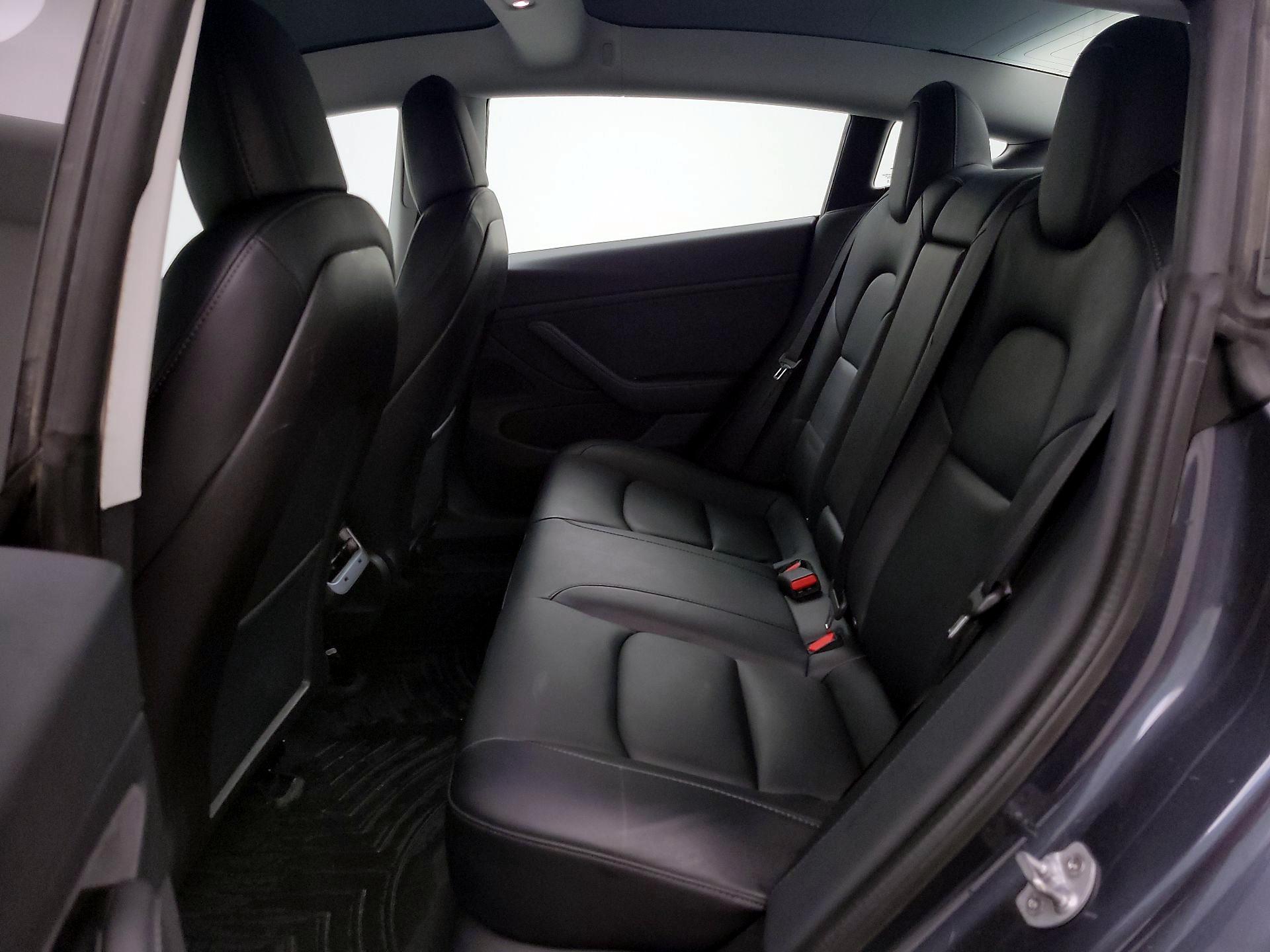 Thumbnail: 2020 Tesla Model 3 - 20