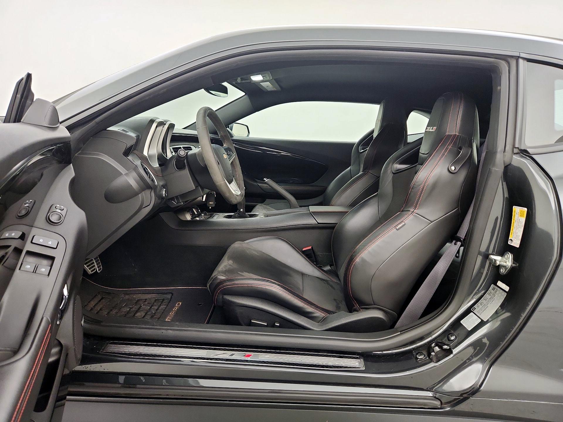 Thumbnail: 2014 Chevrolet Camaro - 11