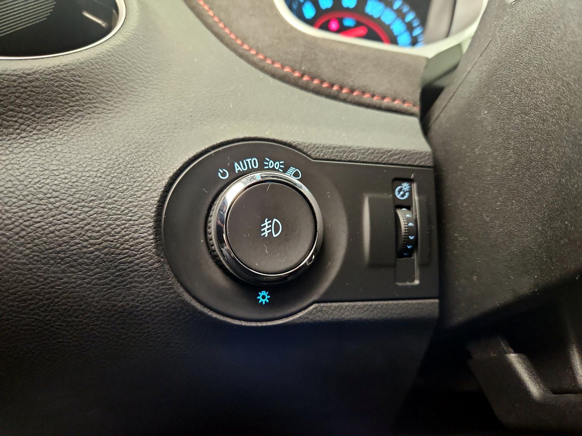 Thumbnail: 2014 Chevrolet Camaro - 13