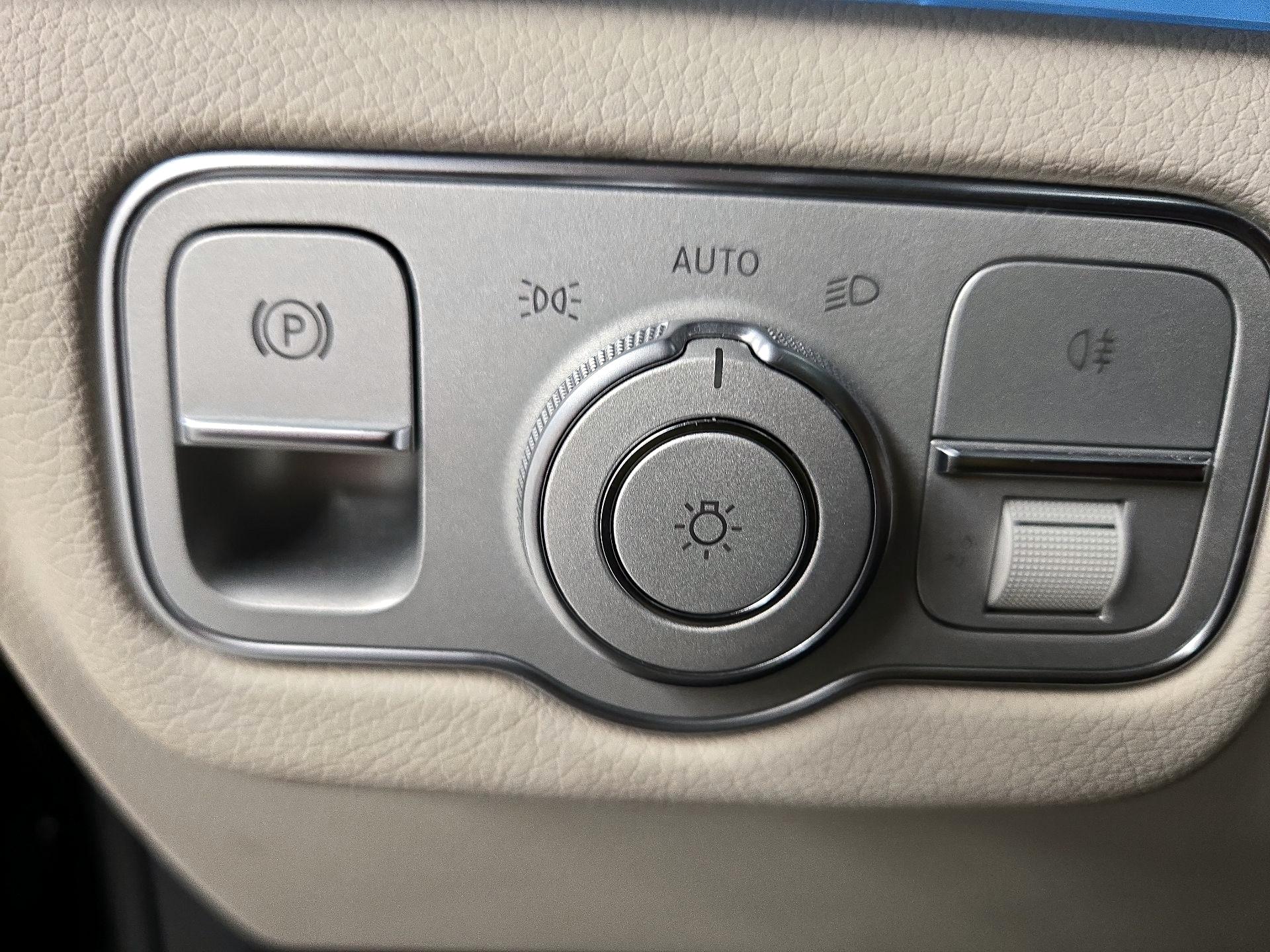 Thumbnail: 2024 Mercedes-Benz GLE - 13