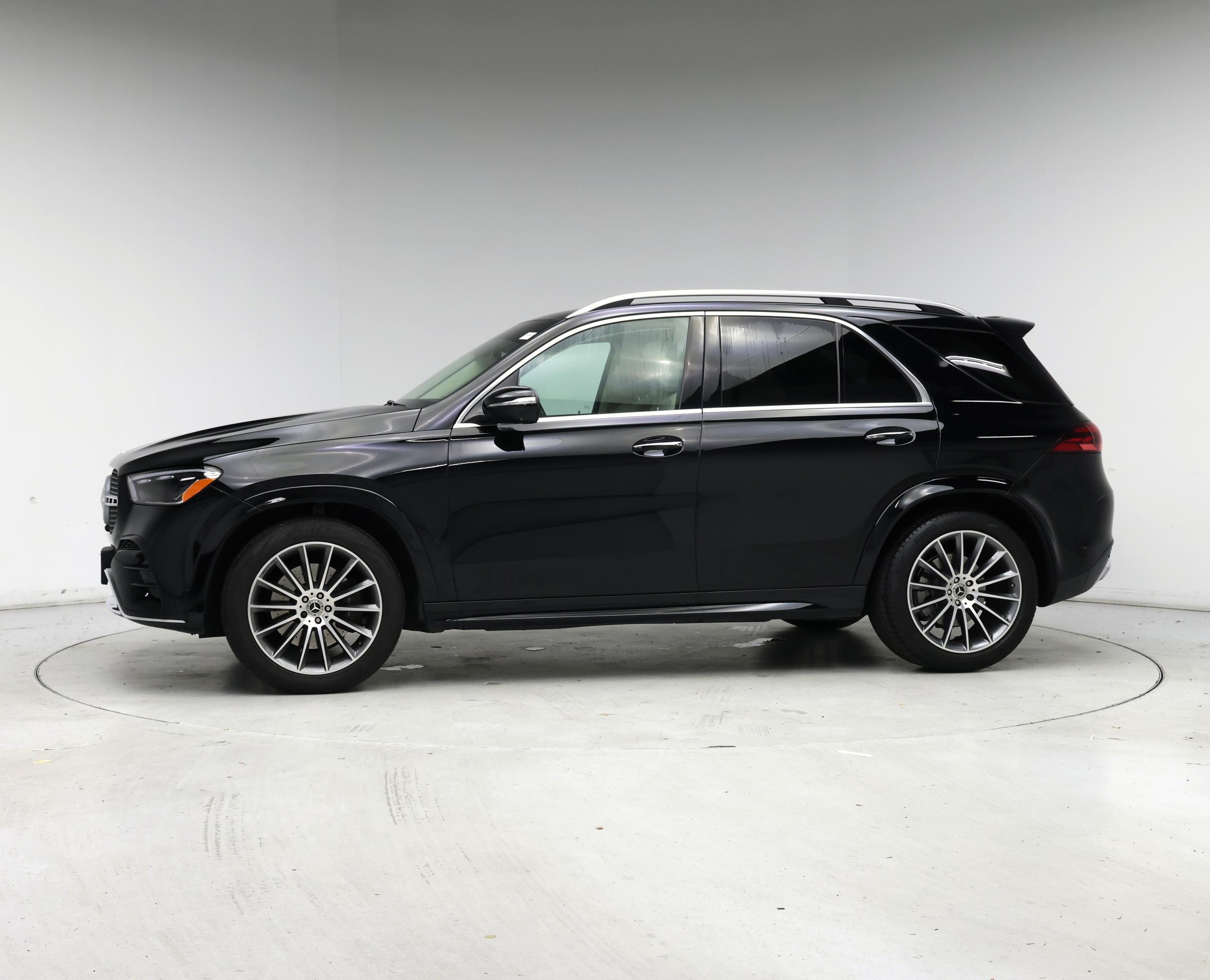 Thumbnail: 2024 Mercedes-Benz GLE - 3