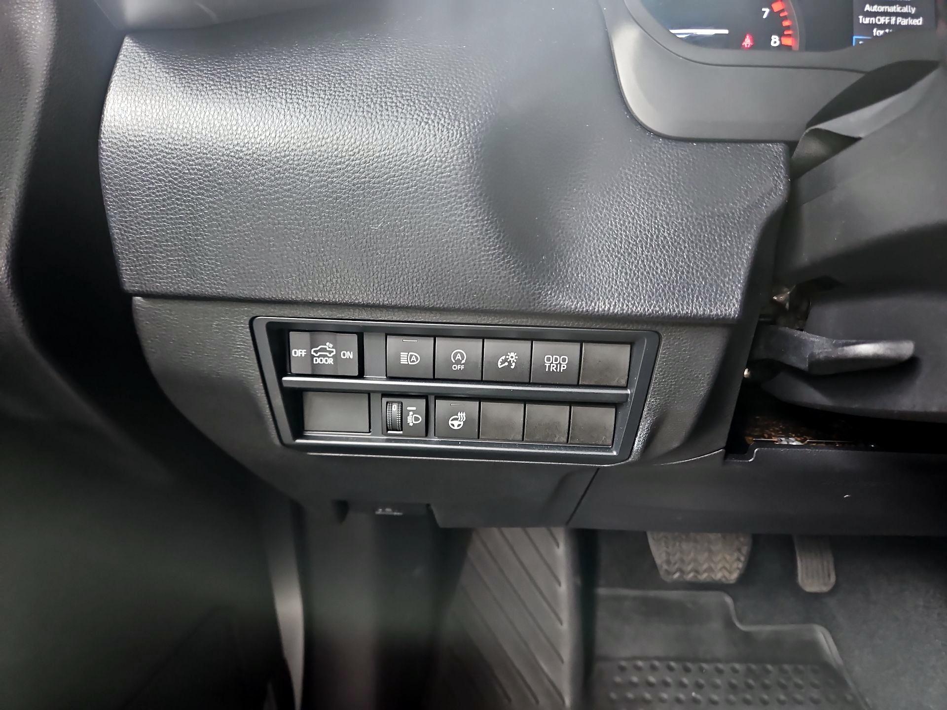 Thumbnail: 2023 Toyota Tundra - 13