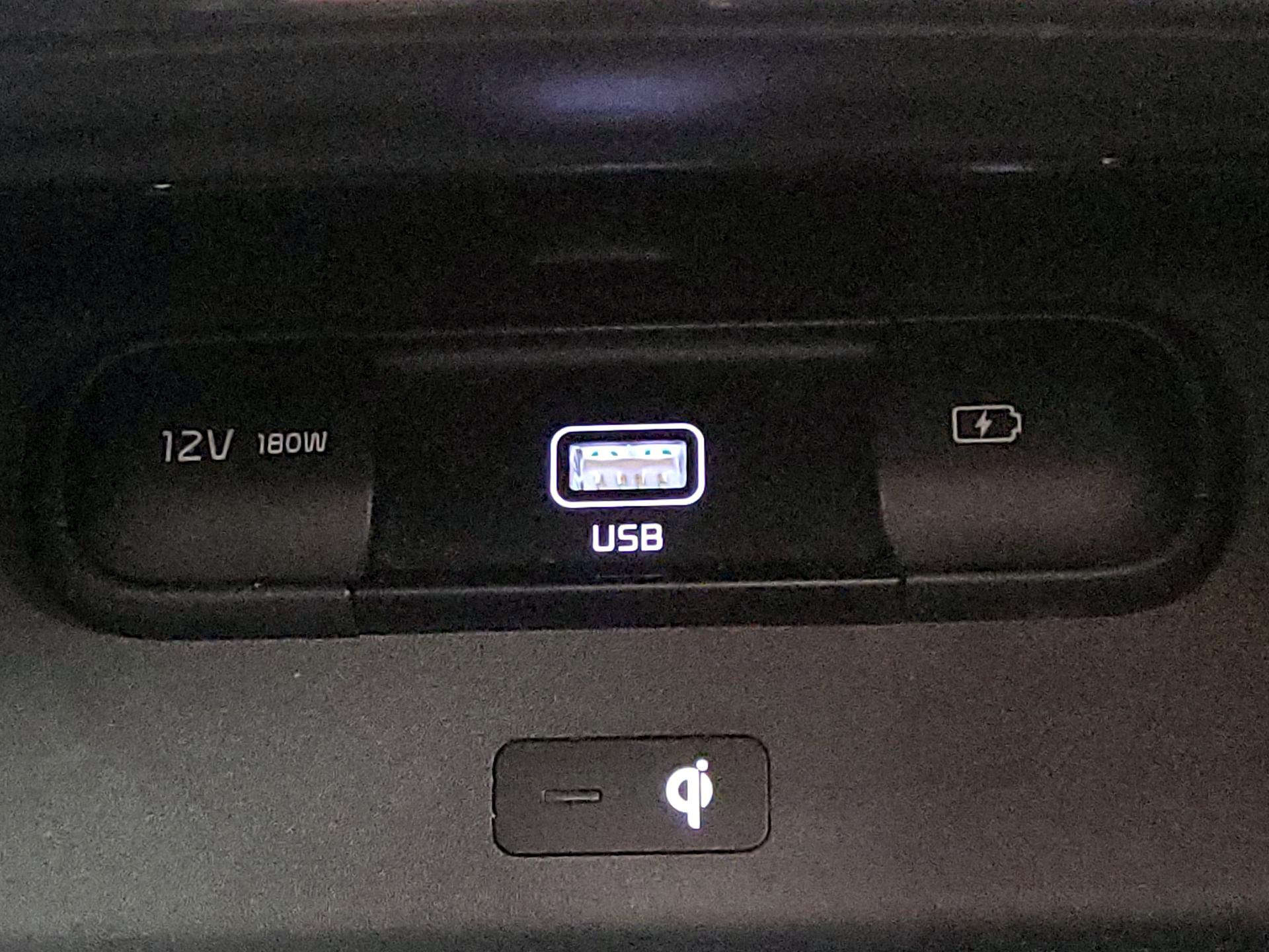 Thumbnail: 2020 Kia Telluride - 19