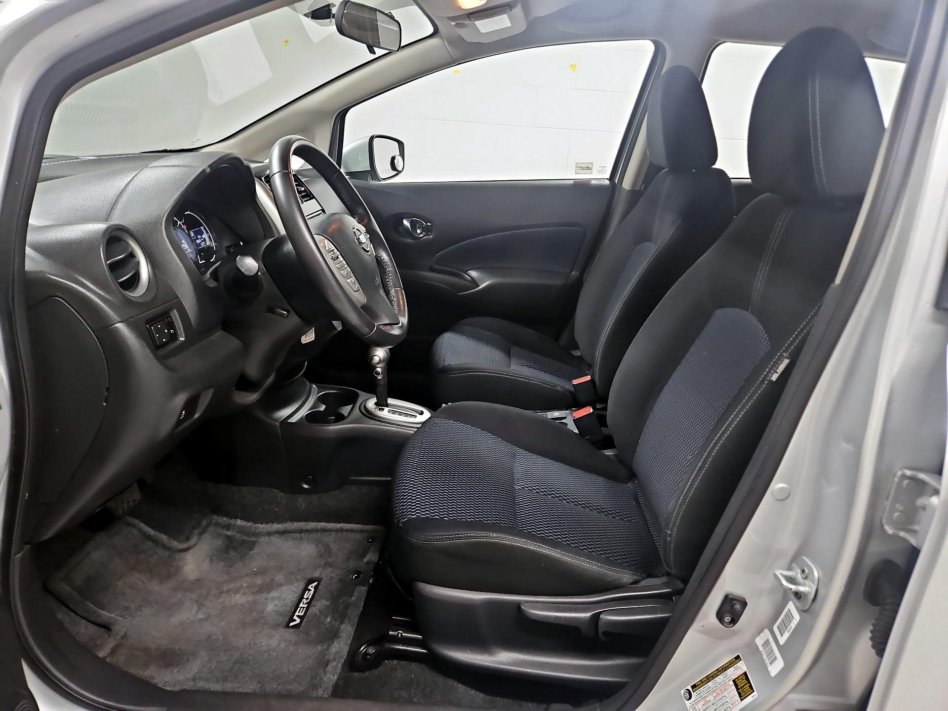 Thumbnail: 2016 Nissan Versa Note - 11