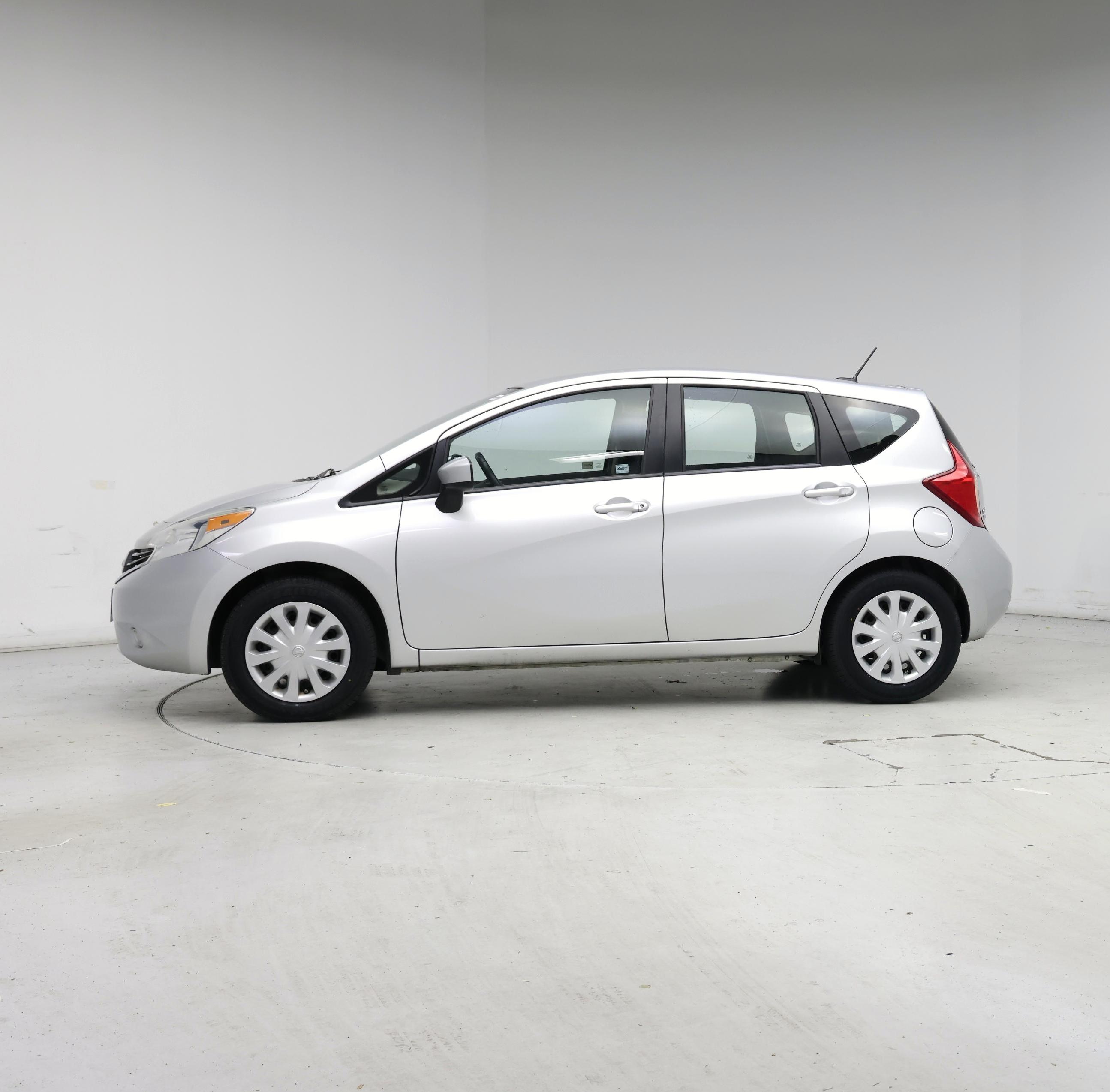 Thumbnail: 2016 Nissan Versa Note - 3