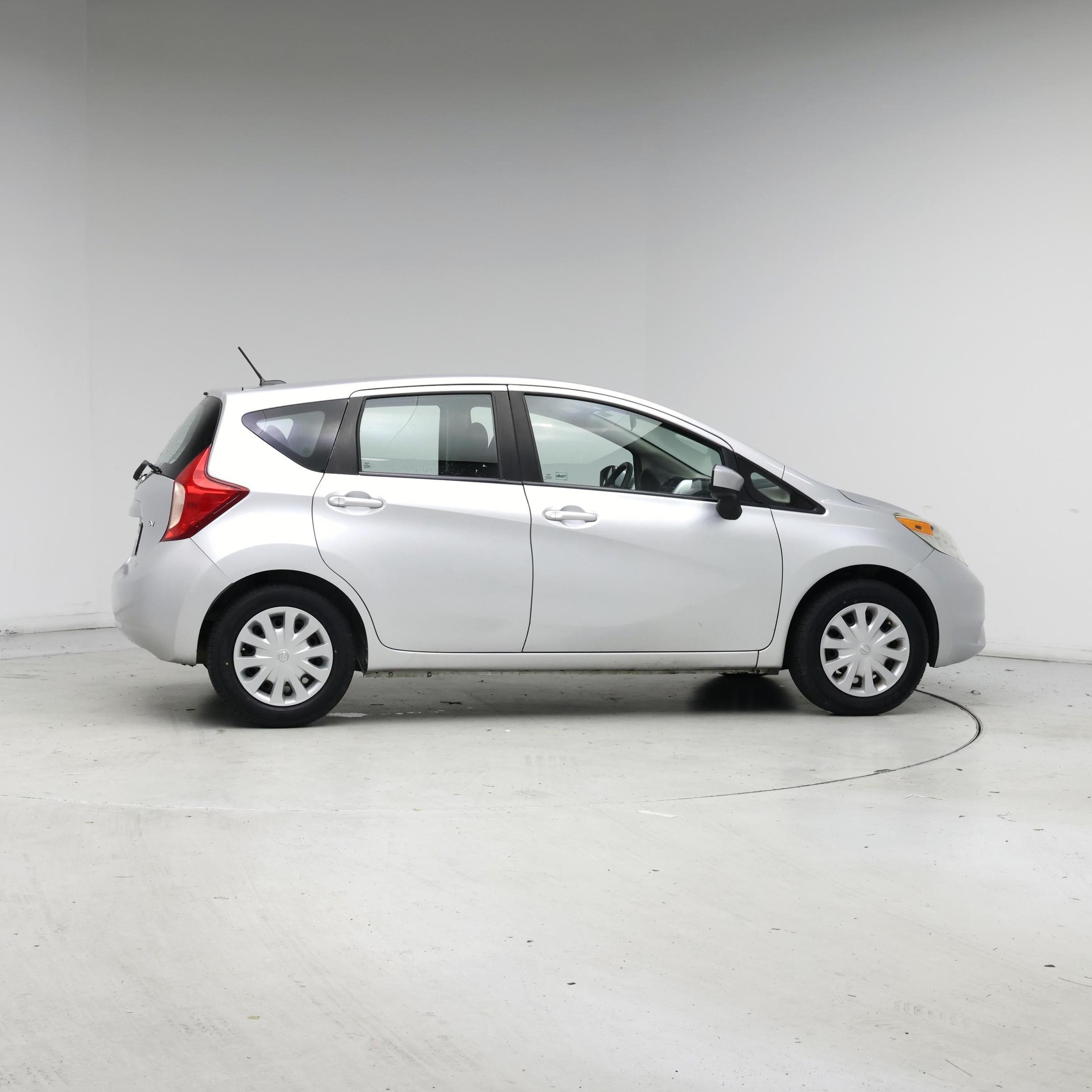 Thumbnail: 2016 Nissan Versa Note - 7