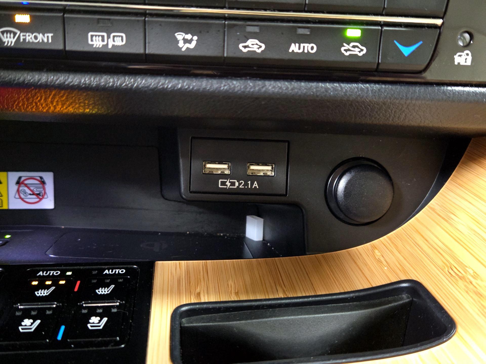 Thumbnail: 2022 Lexus RX - 19