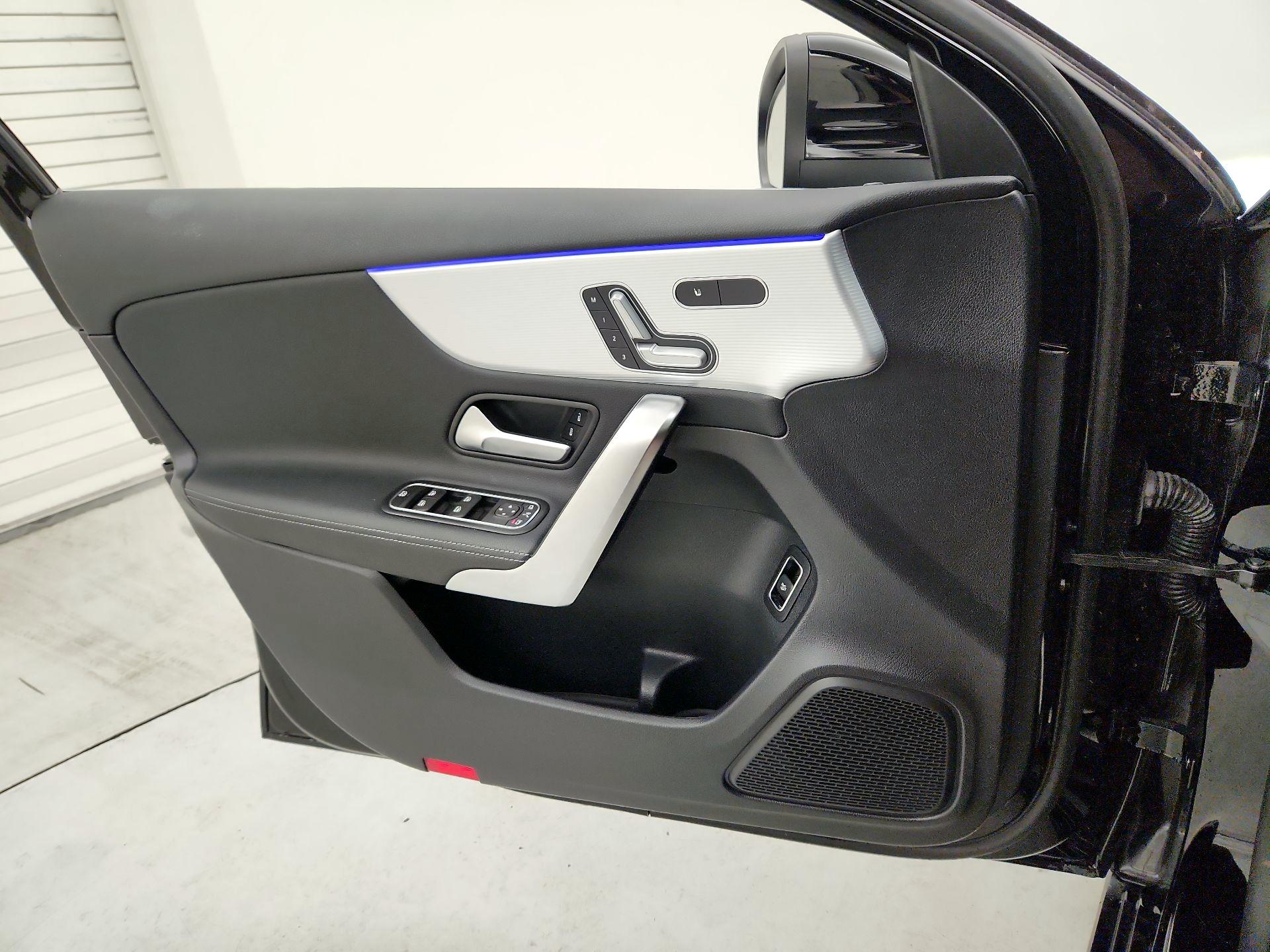 Thumbnail: 2022 Mercedes-Benz A-Class - 12