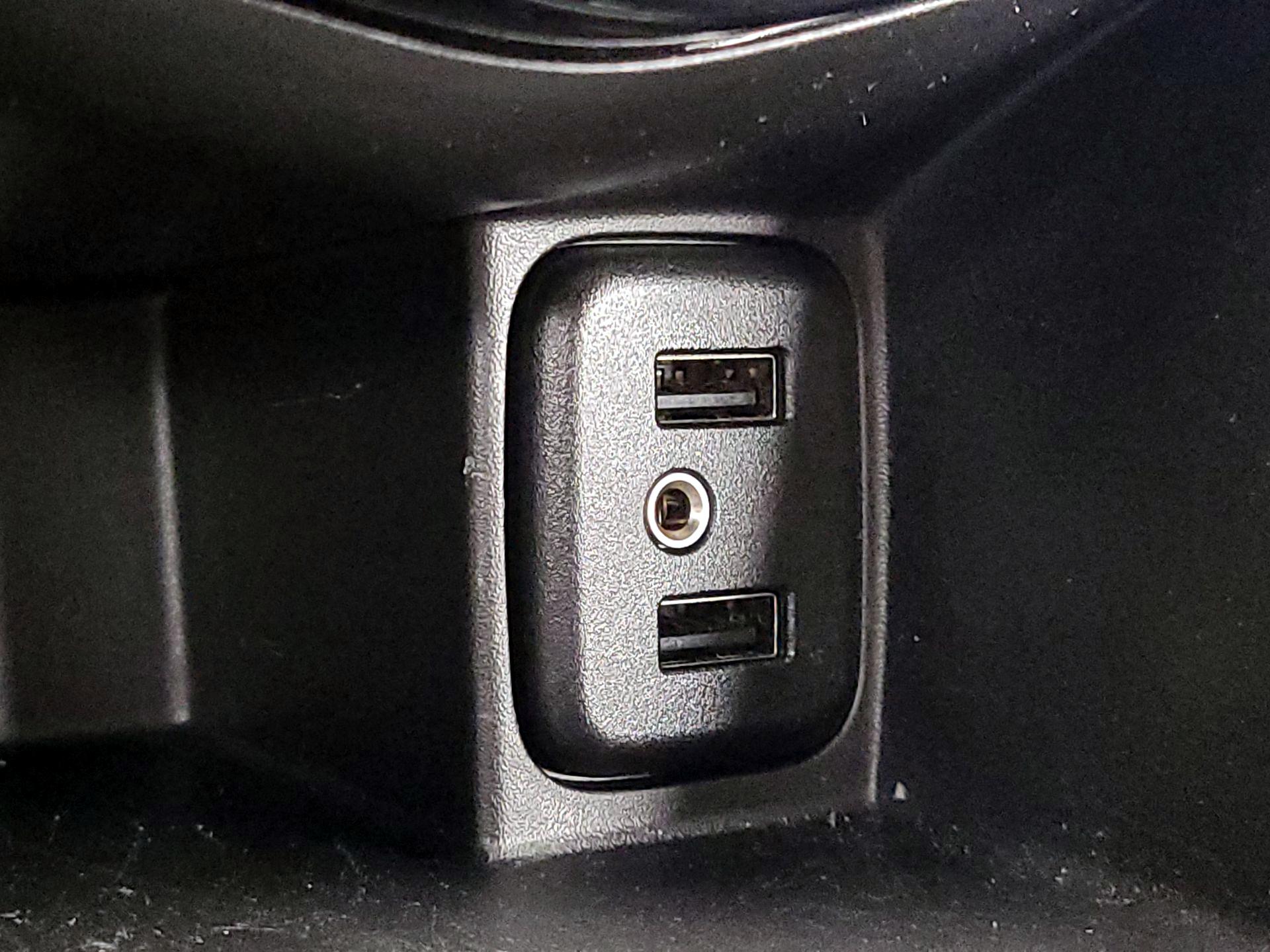 Thumbnail: 2019 Chevrolet Sonic - 19