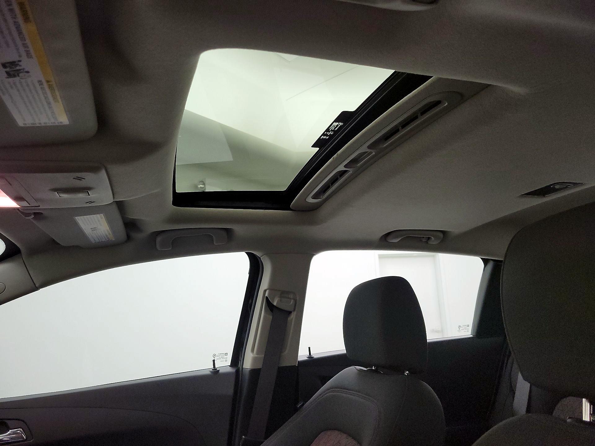 Thumbnail: 2019 Chevrolet Sonic - 20