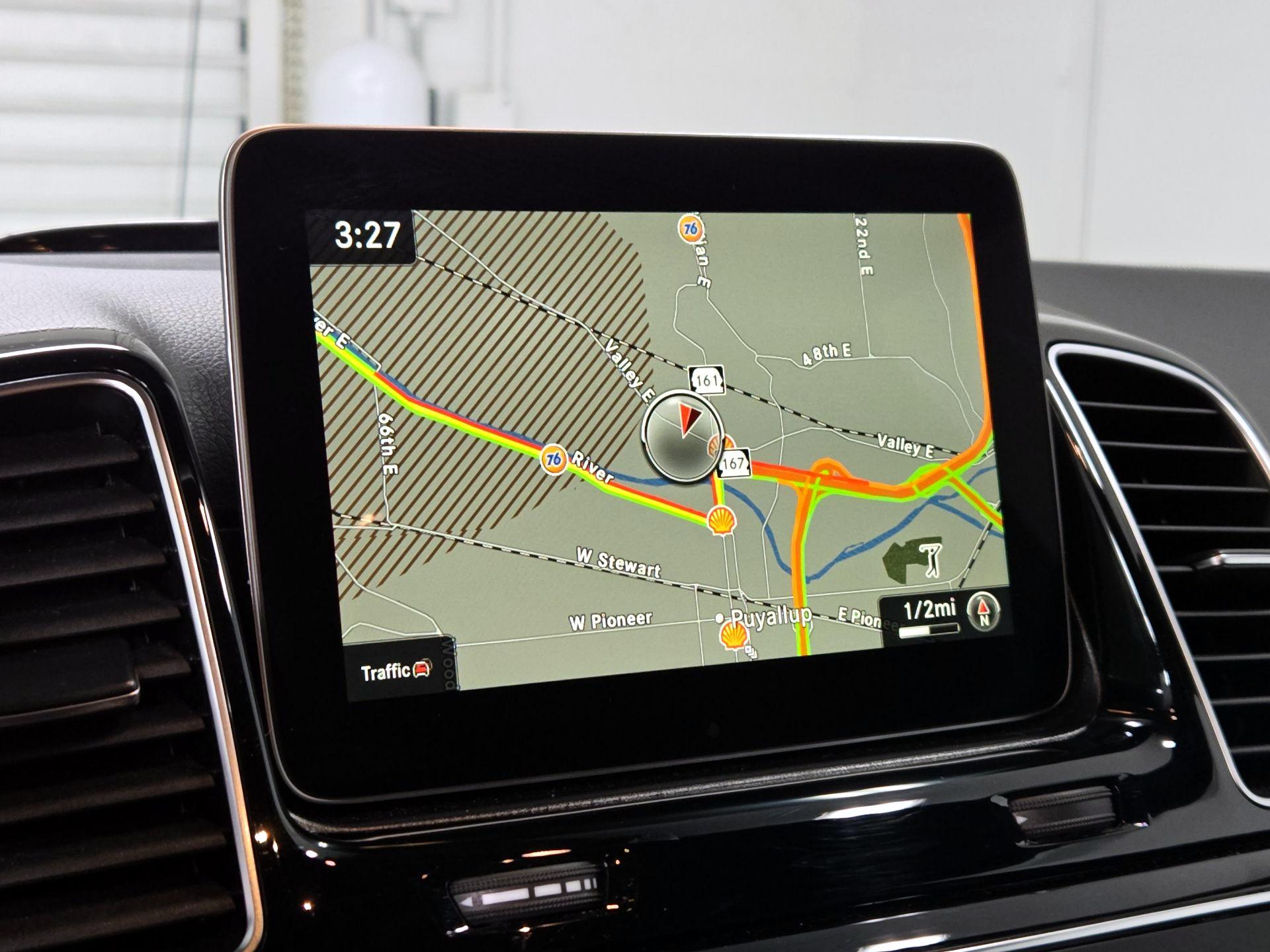 Thumbnail: 2016 Mercedes-Benz GLE - 14