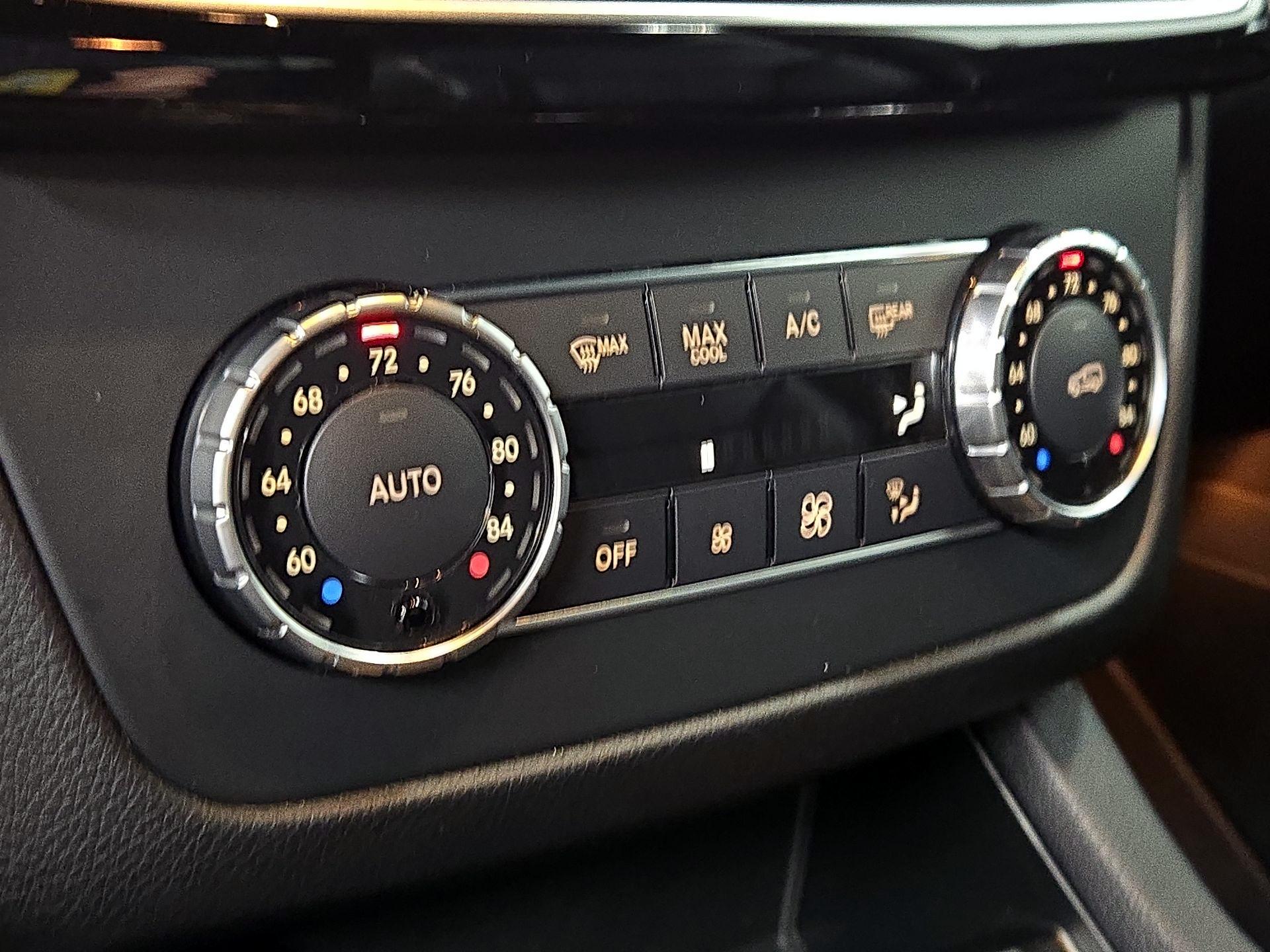 Thumbnail: 2016 Mercedes-Benz GLE - 17