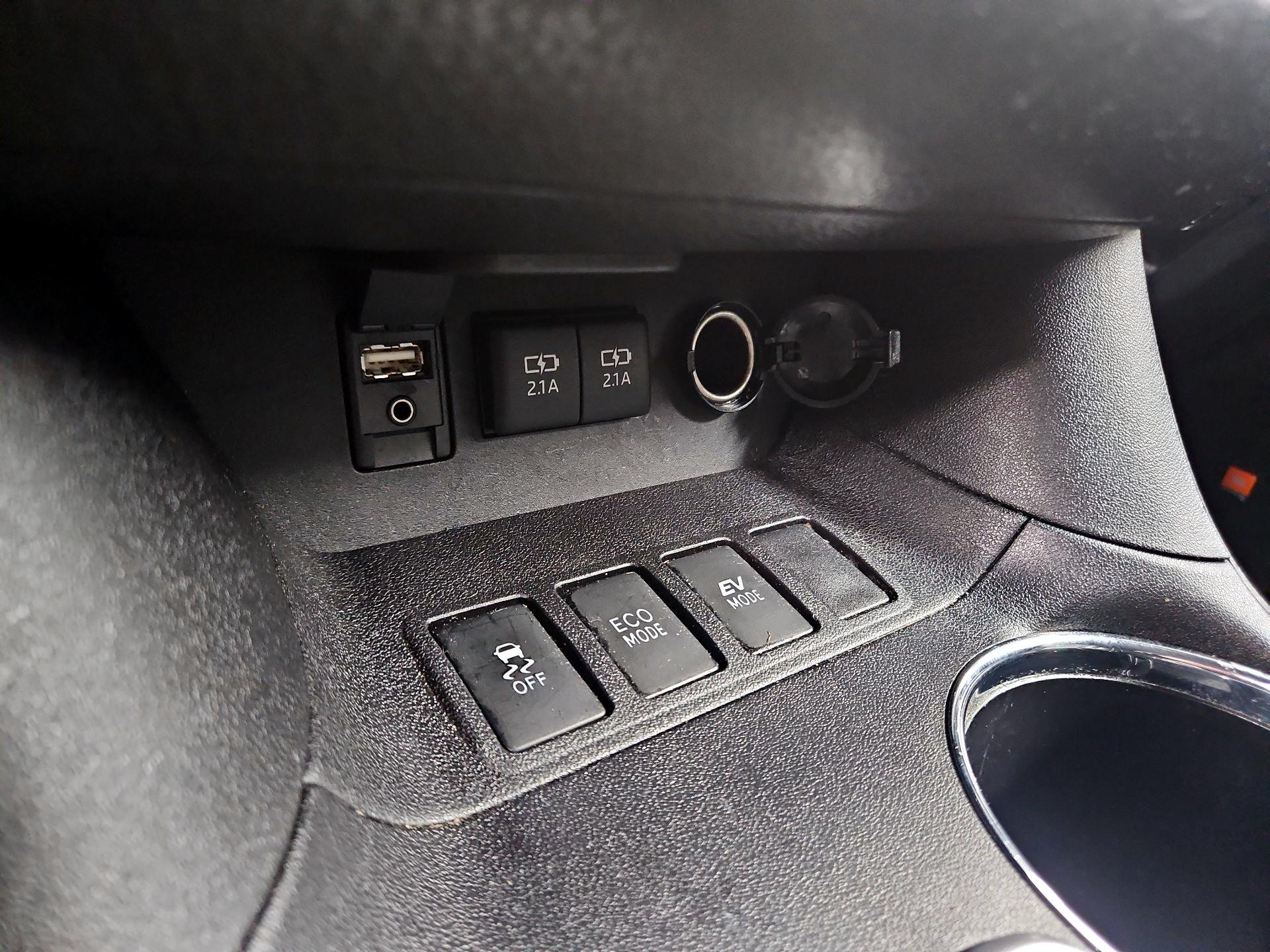 Thumbnail: 2018 Toyota Highlander - 19