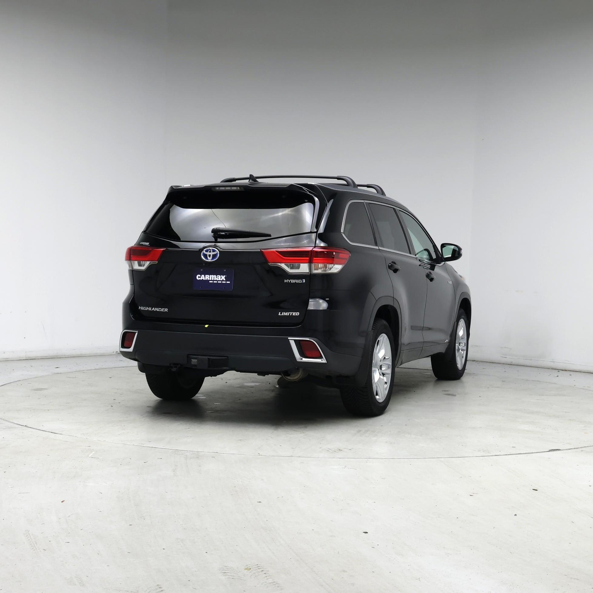 Thumbnail: 2018 Toyota Highlander - 8