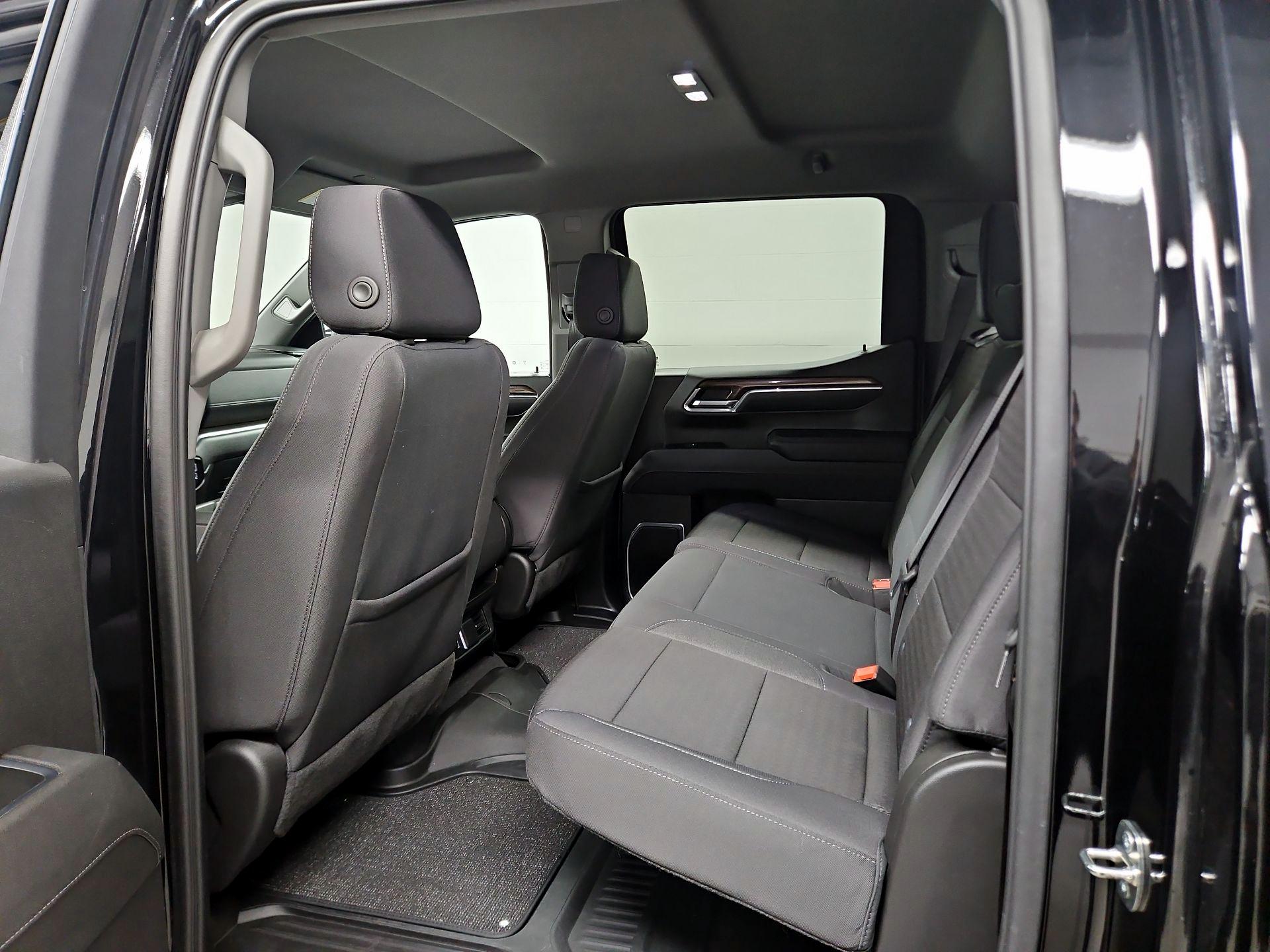 Thumbnail: 2024 Chevrolet Silverado 1500 - 19