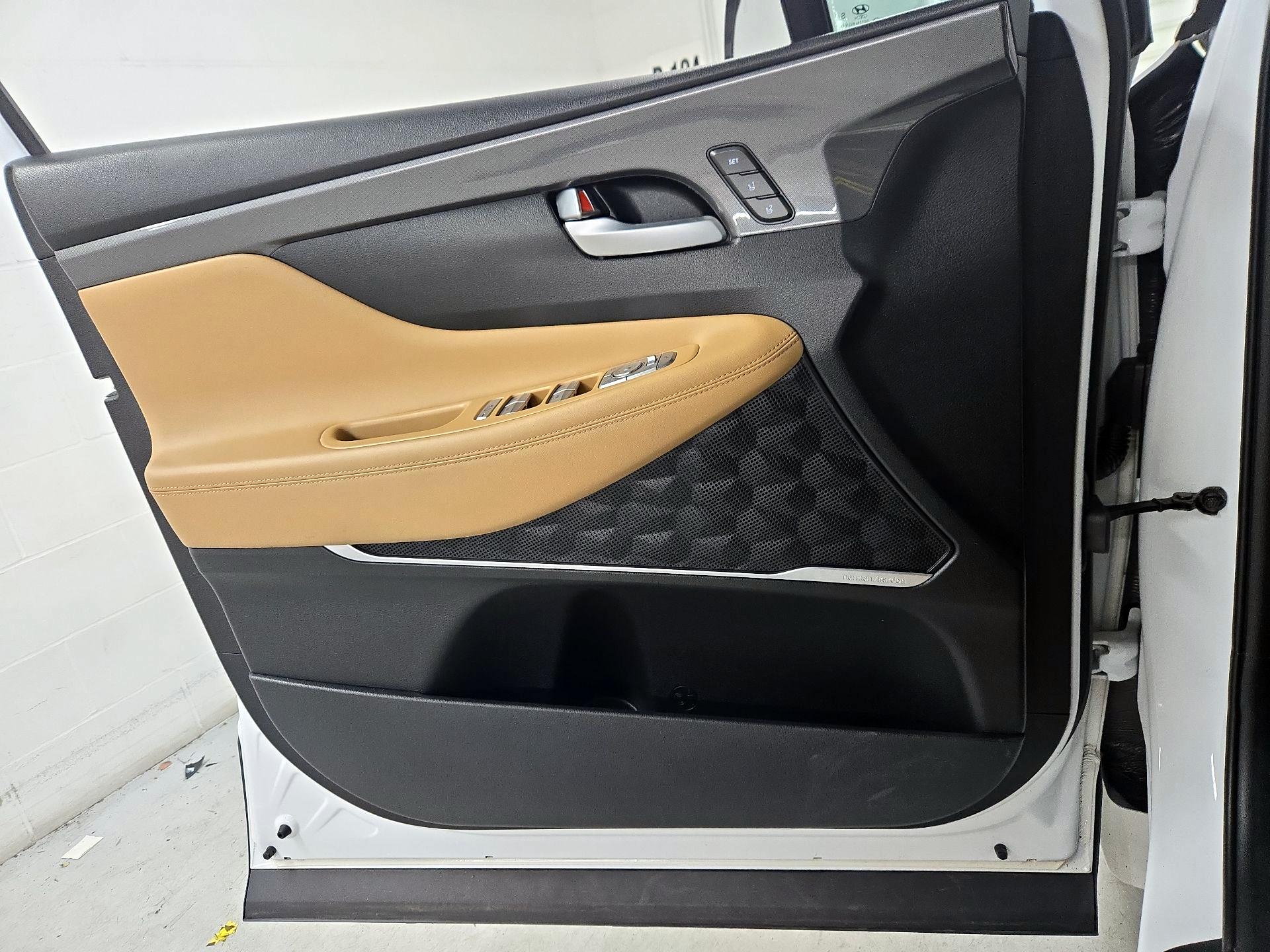 Thumbnail: 2021 Hyundai Santa Fe - 12