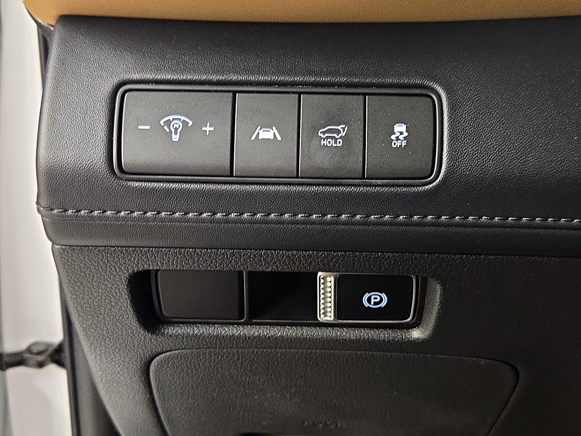 Thumbnail: 2021 Hyundai Santa Fe - 13