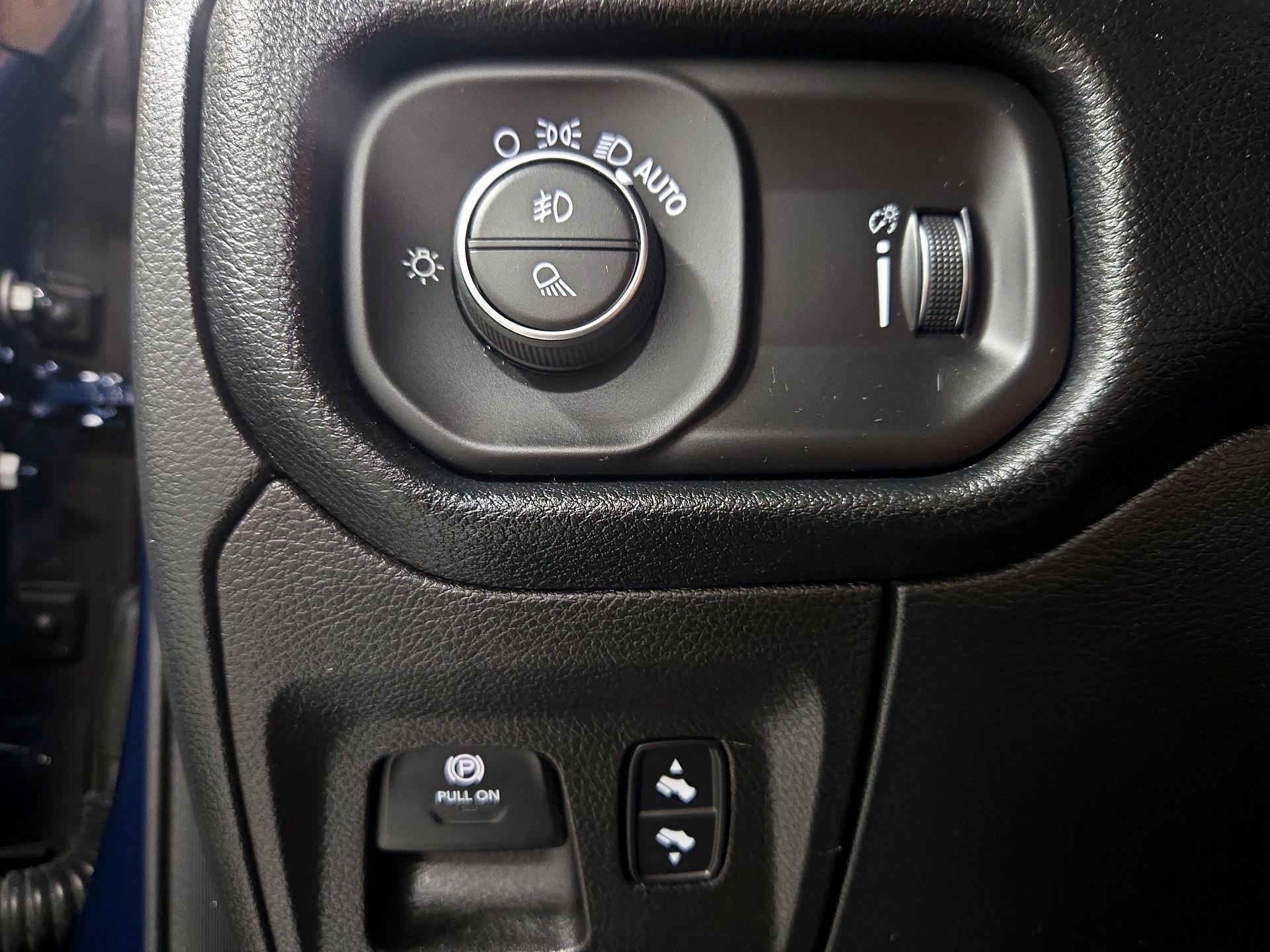 Thumbnail: 2022 RAM 1500 - 13