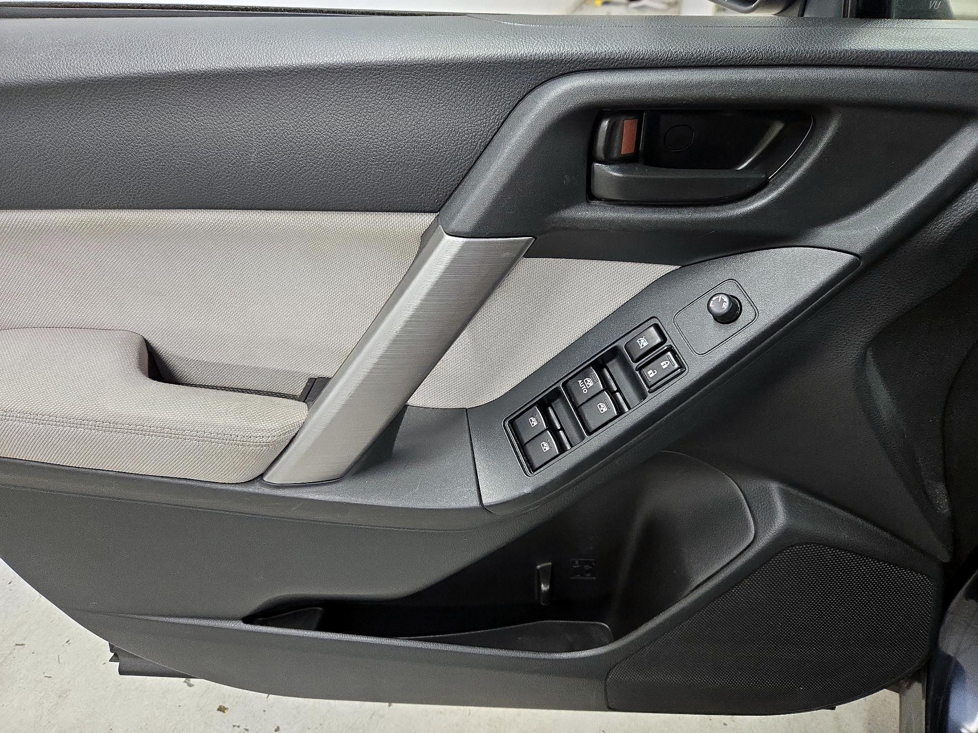 Thumbnail: 2014 Subaru Forester - 12