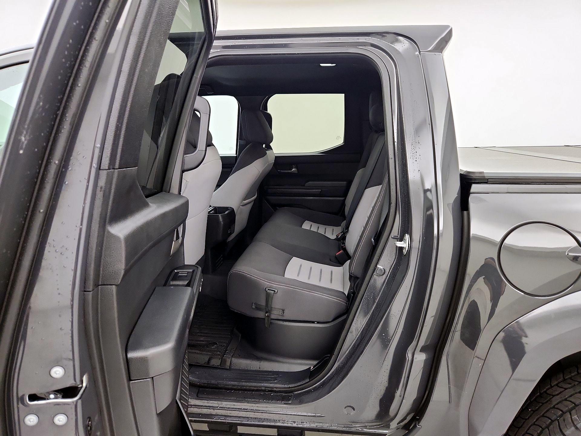 Thumbnail: 2024 Toyota Tacoma - 19