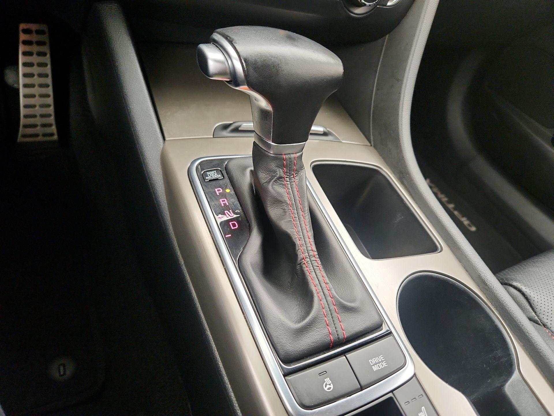 Thumbnail: 2016 Kia Optima - 17