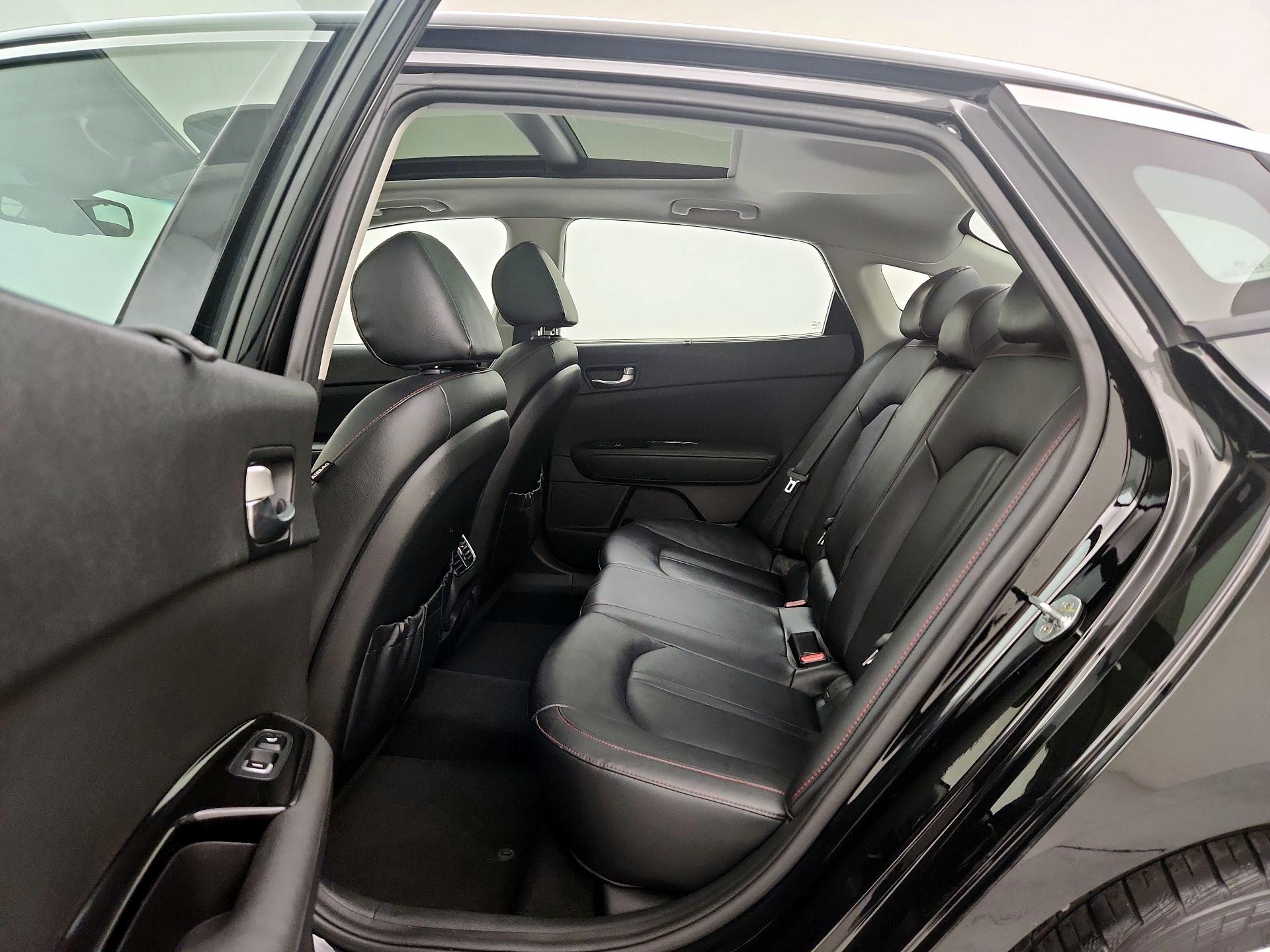 Thumbnail: 2016 Kia Optima - 20