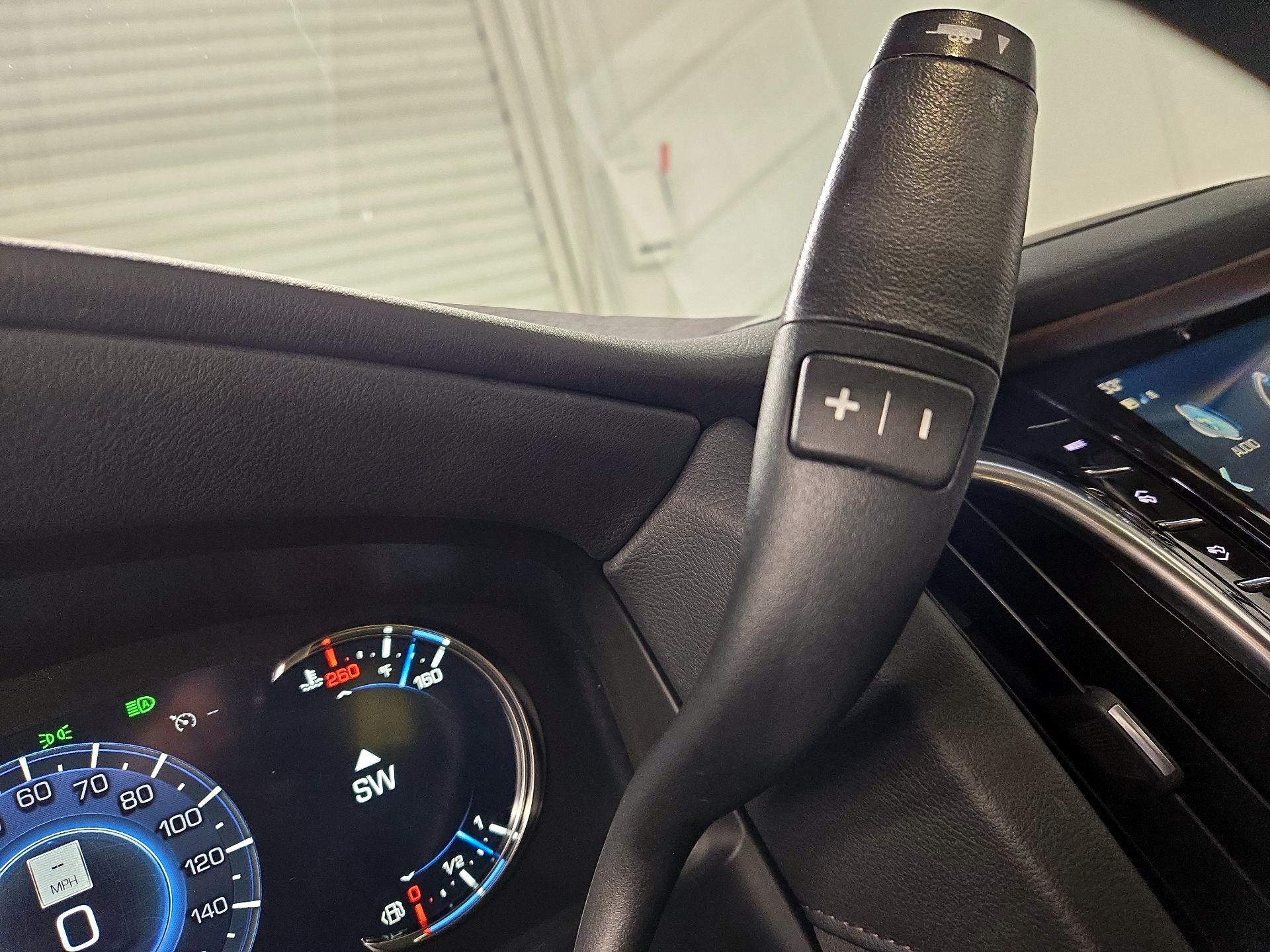 Thumbnail: 2019 Cadillac Escalade - 18