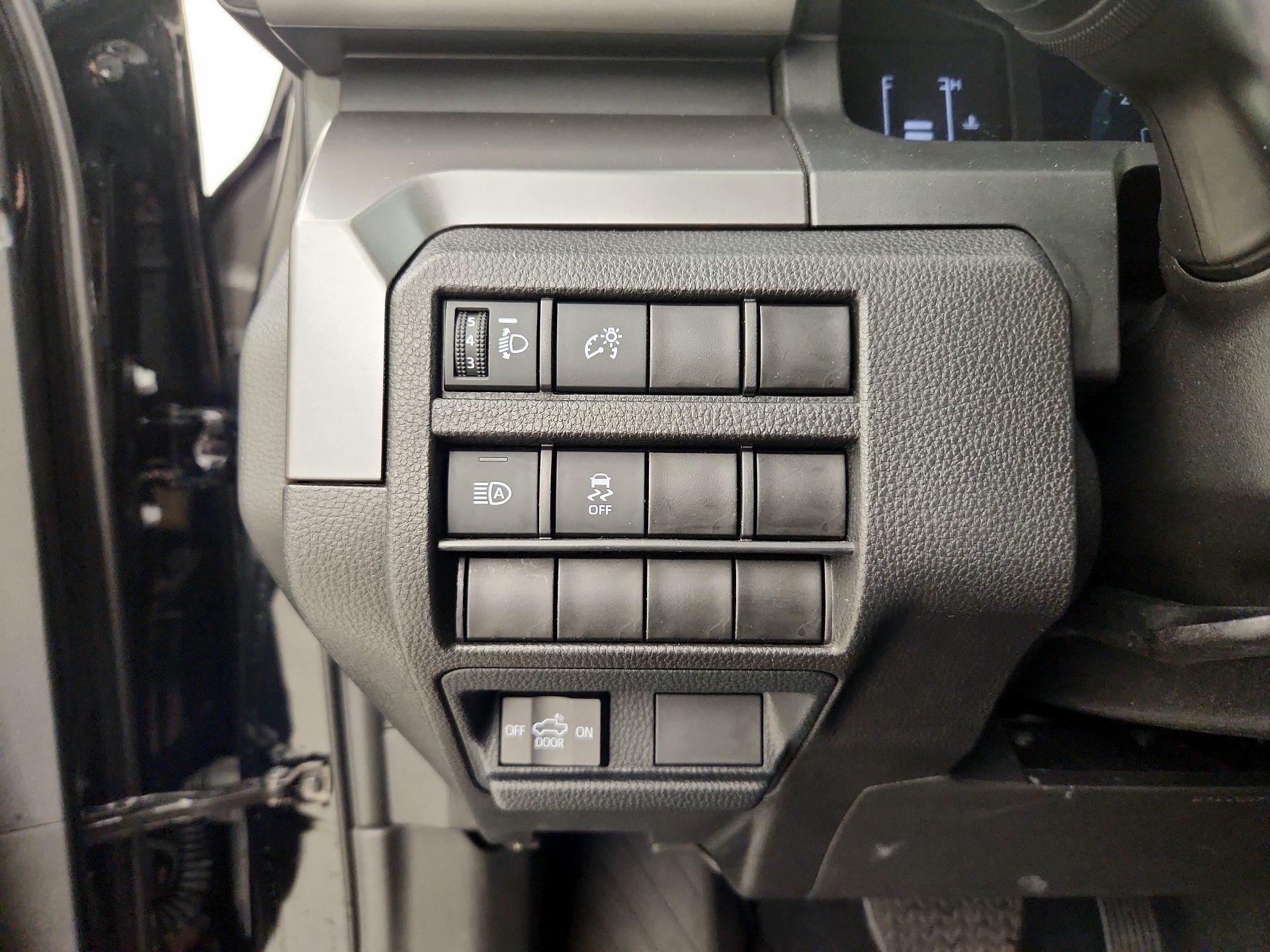 Thumbnail: 2024 Toyota Tacoma - 13