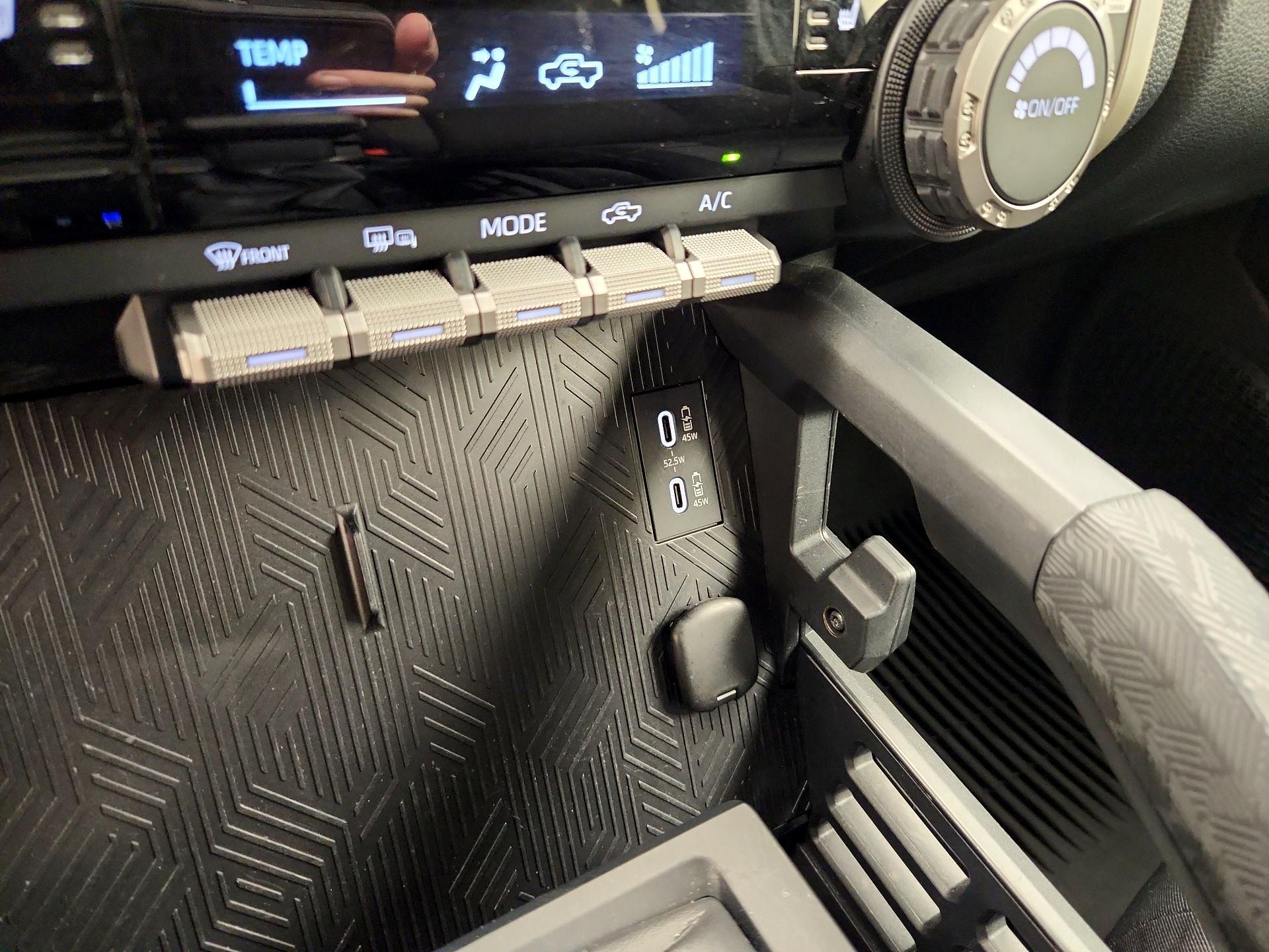 Thumbnail: 2024 Toyota Tacoma - 18