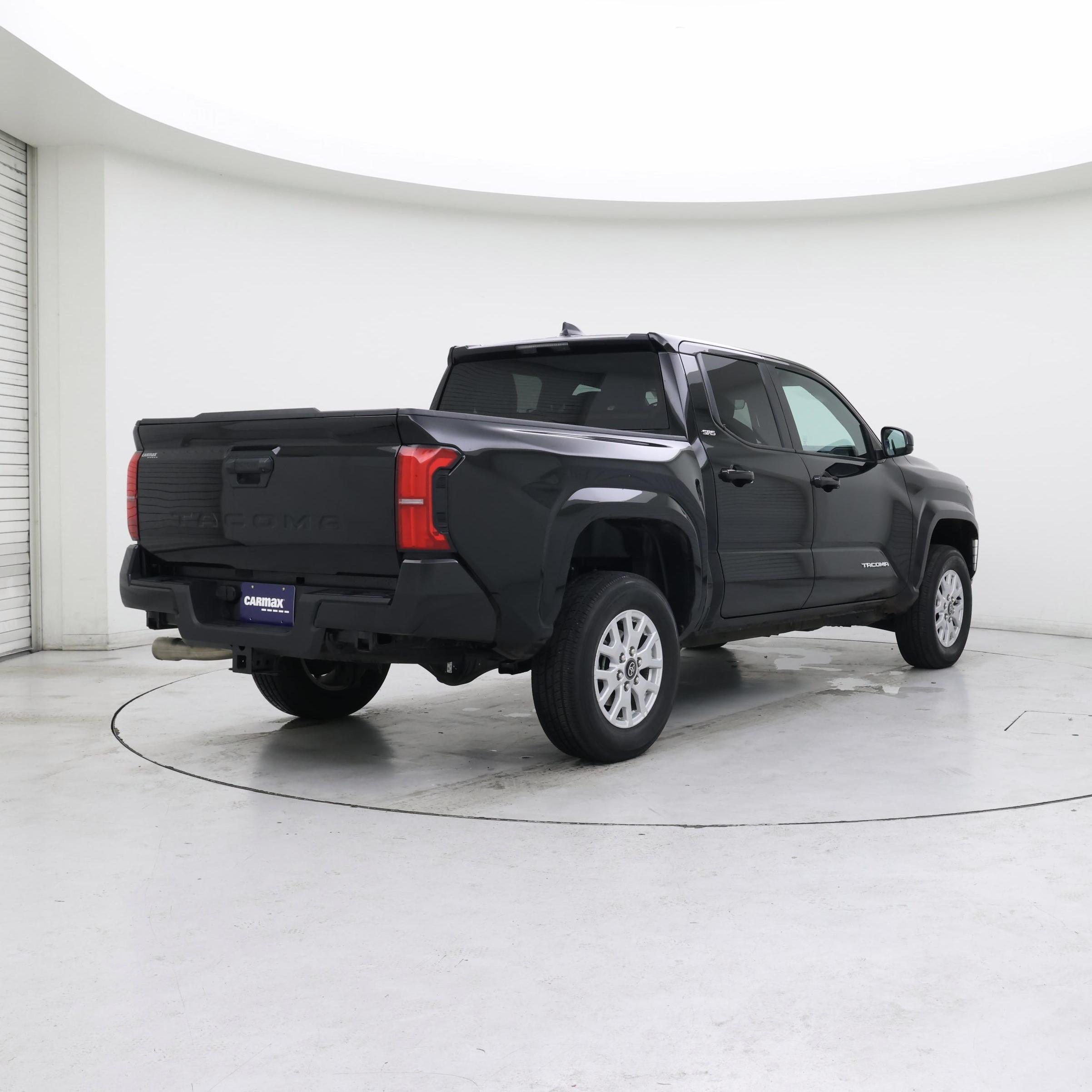 Thumbnail: 2024 Toyota Tacoma - 8